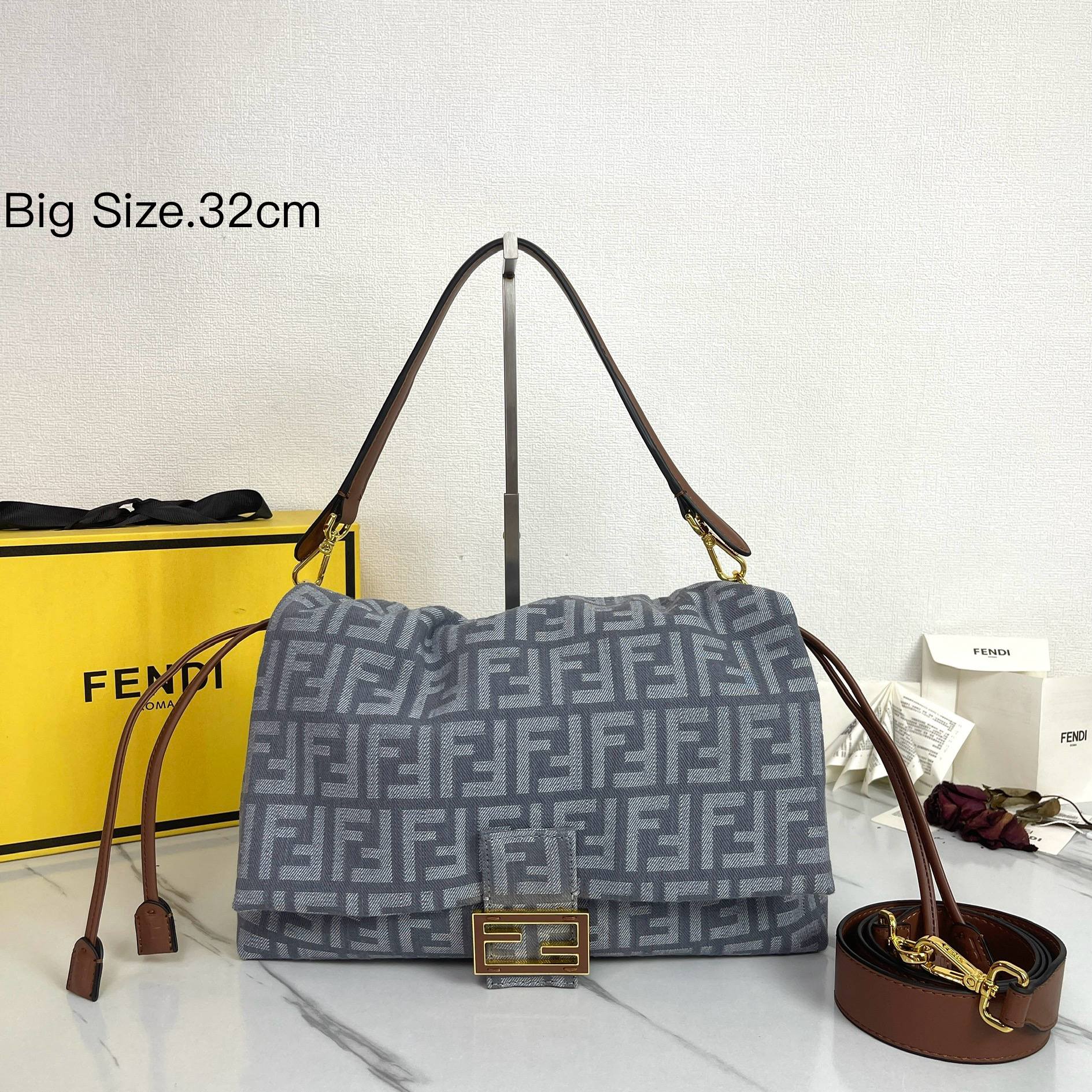 激安人気新品鞄 バッグ フェンディMamma ハンドバッグ L 2606