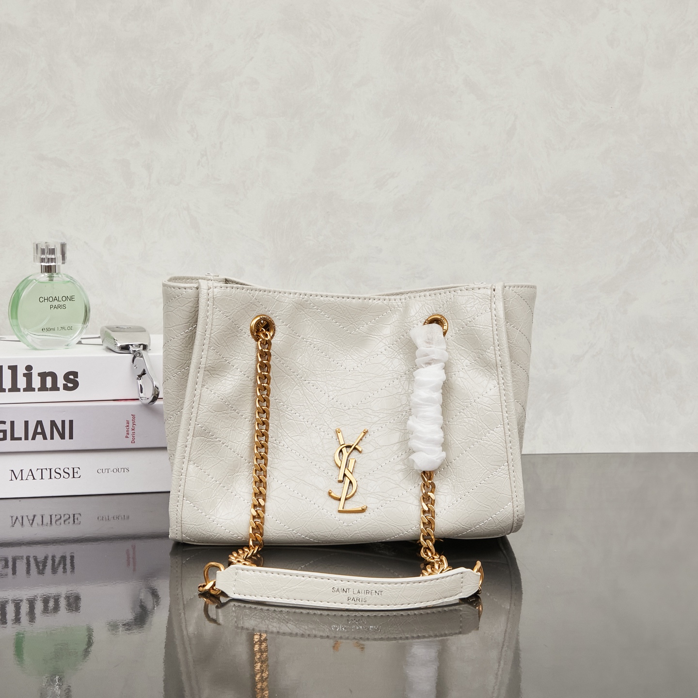 YSLイヴ サンローラン 鞄 ショルダーバッグ ハンドバッグ 2606