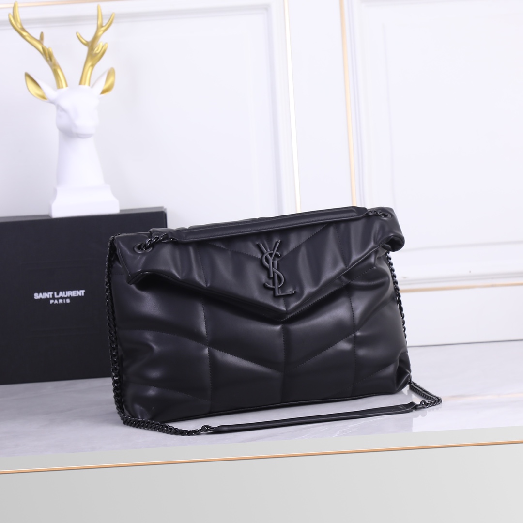 YSLイヴ サンローラン 鞄 ショルダーバッグ ハンドバッグ 2606