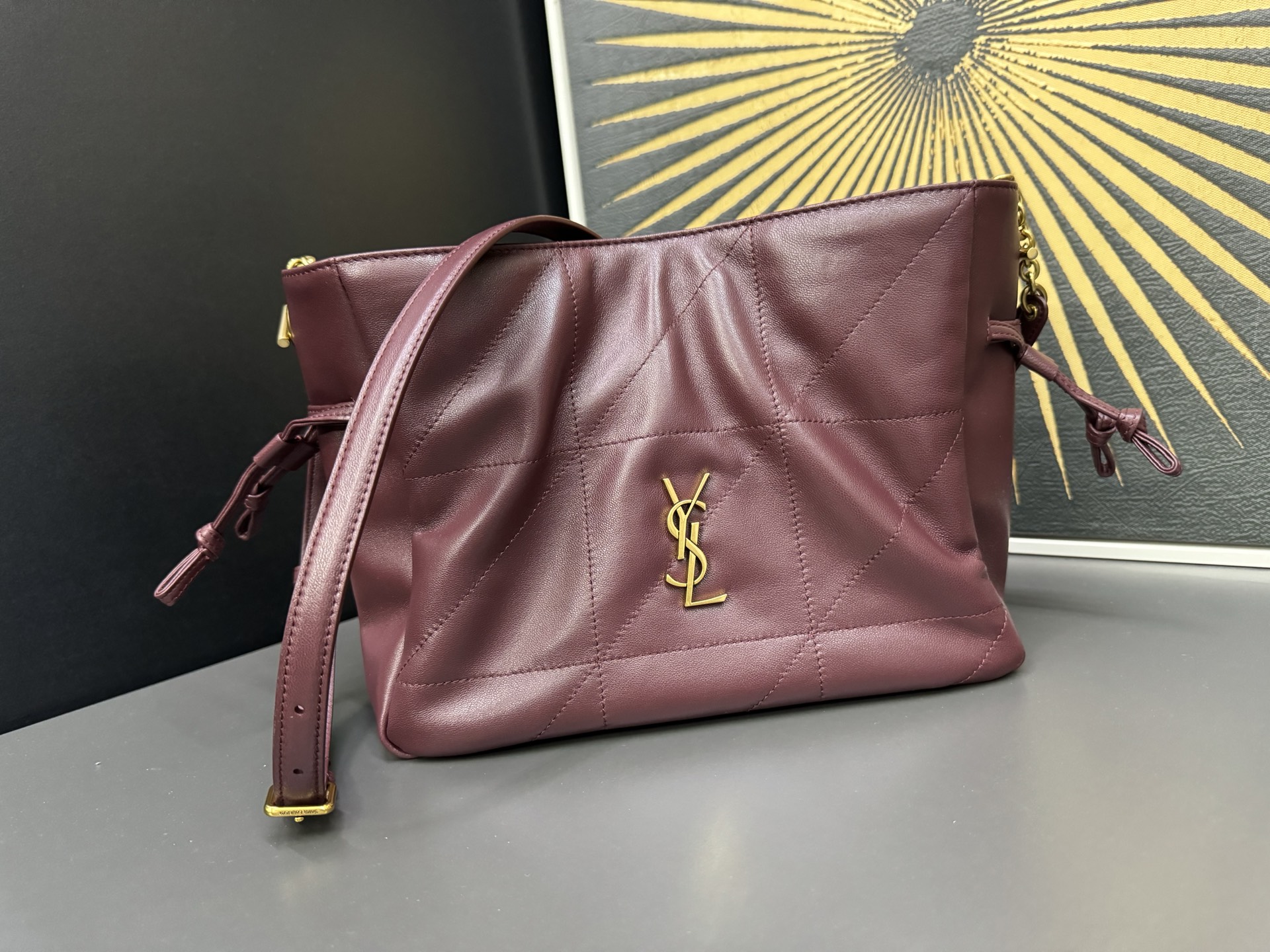新作通販 超美品 イヴ サンローラン 鞄 ハンドバッグ
