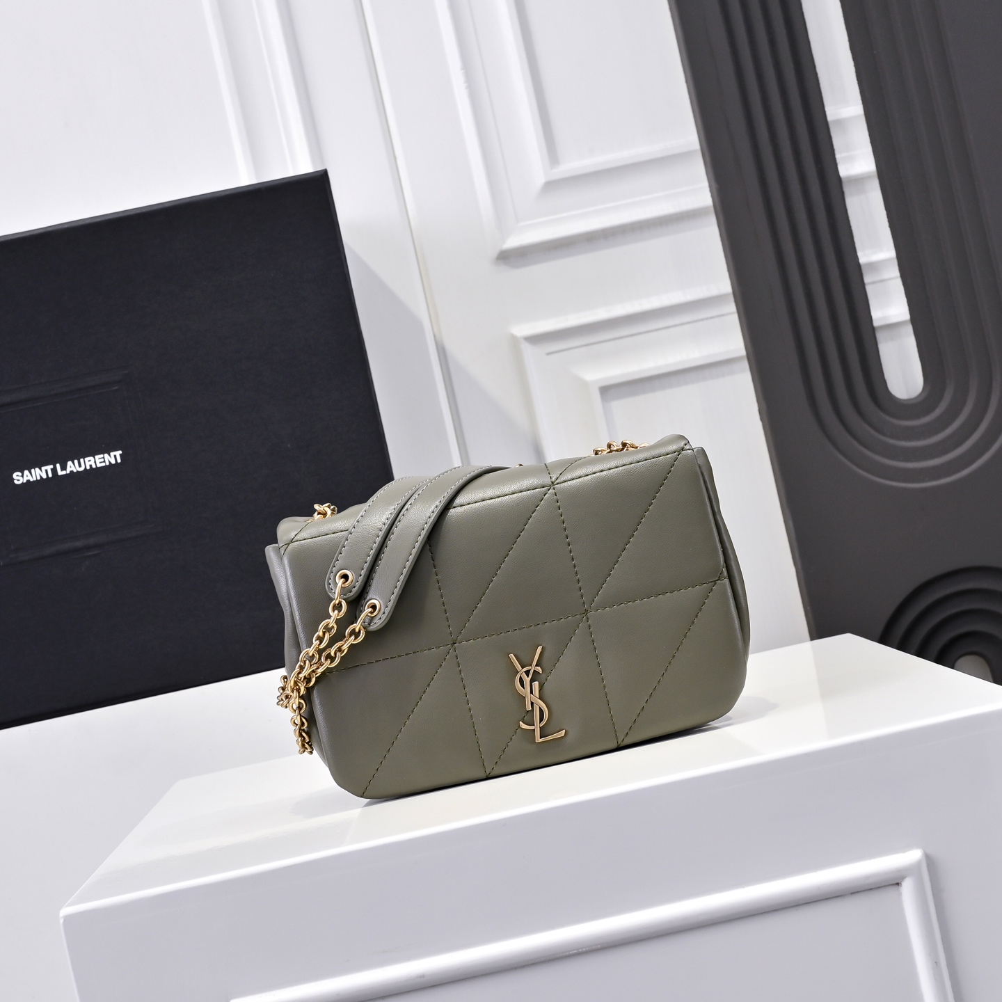 YSLイヴ サンローラン 鞄 ショルダーバッグ ハンドバッグ 激安2606