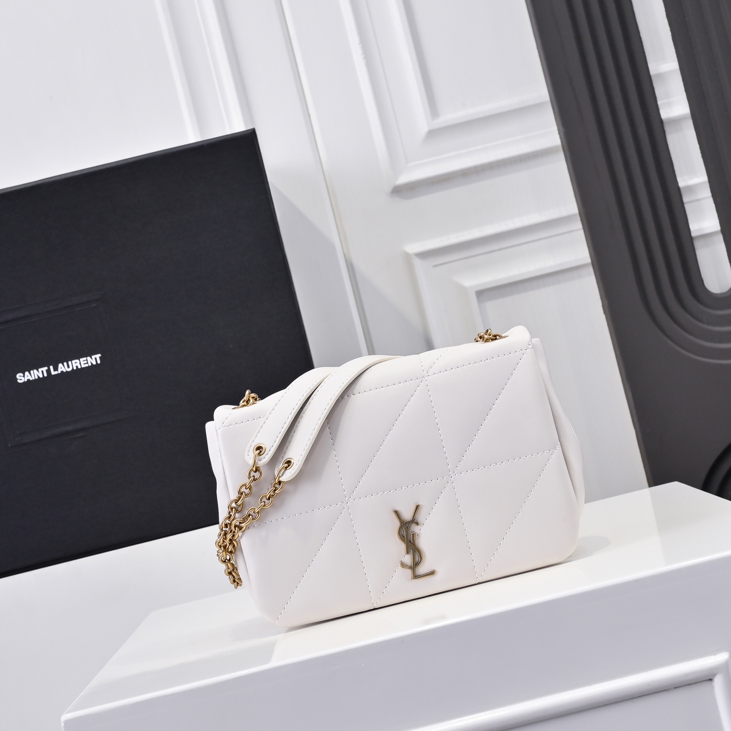 YSLイヴ サンローラン 鞄 ショルダーバッグ ハンドバッグ 激安2606