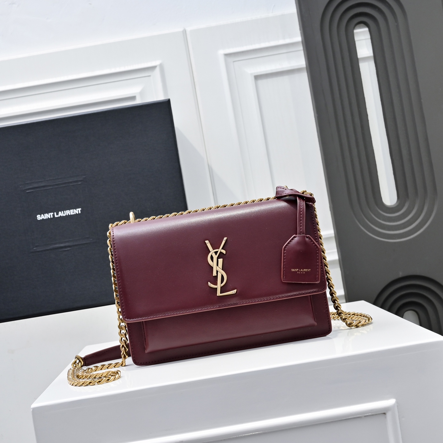 YSLイヴ サンローラン 鞄 ショルダーバッグ ハンドバッグ 激安