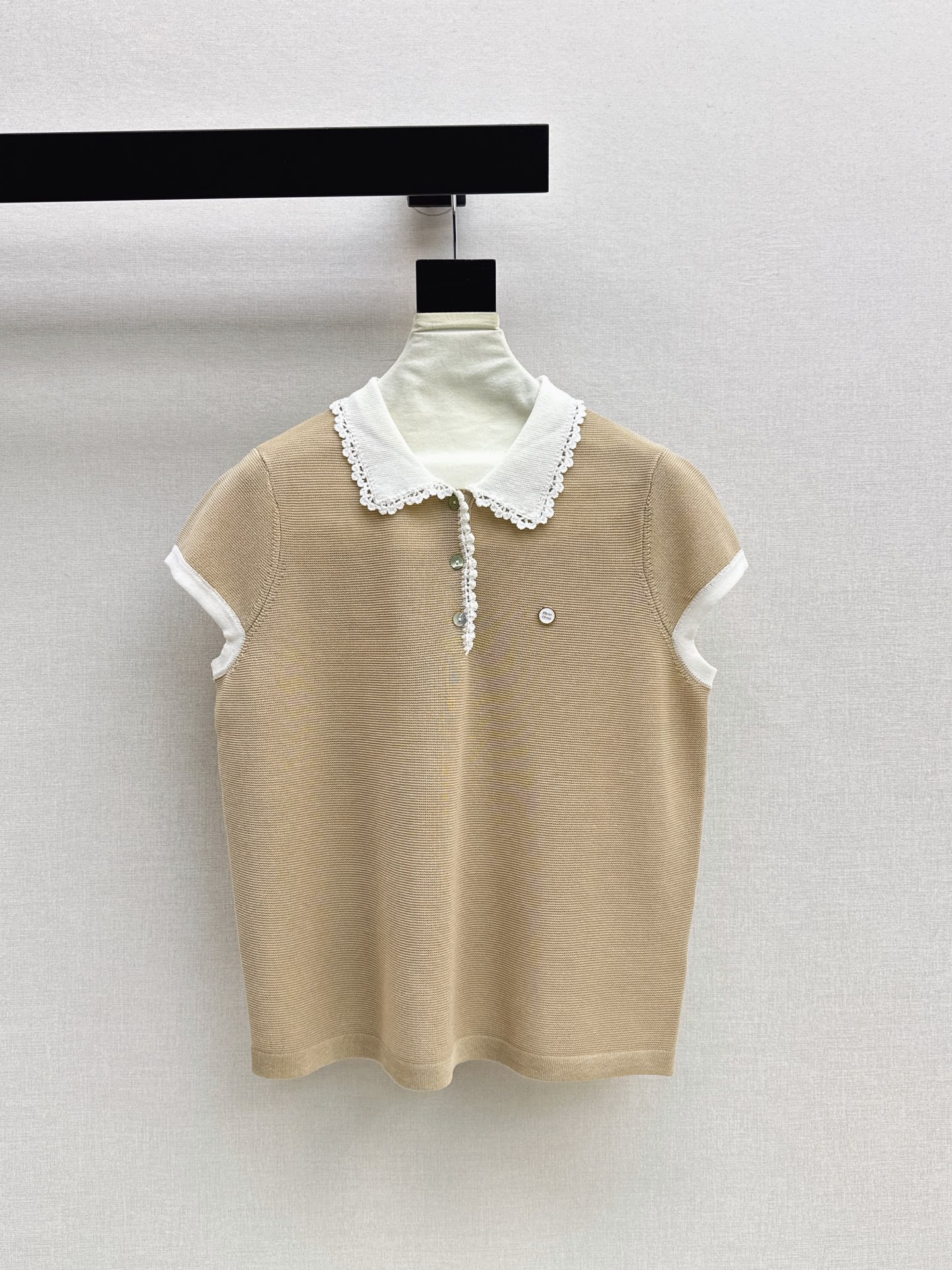 ミュウミュウ 半袖Tシャツ トップス?