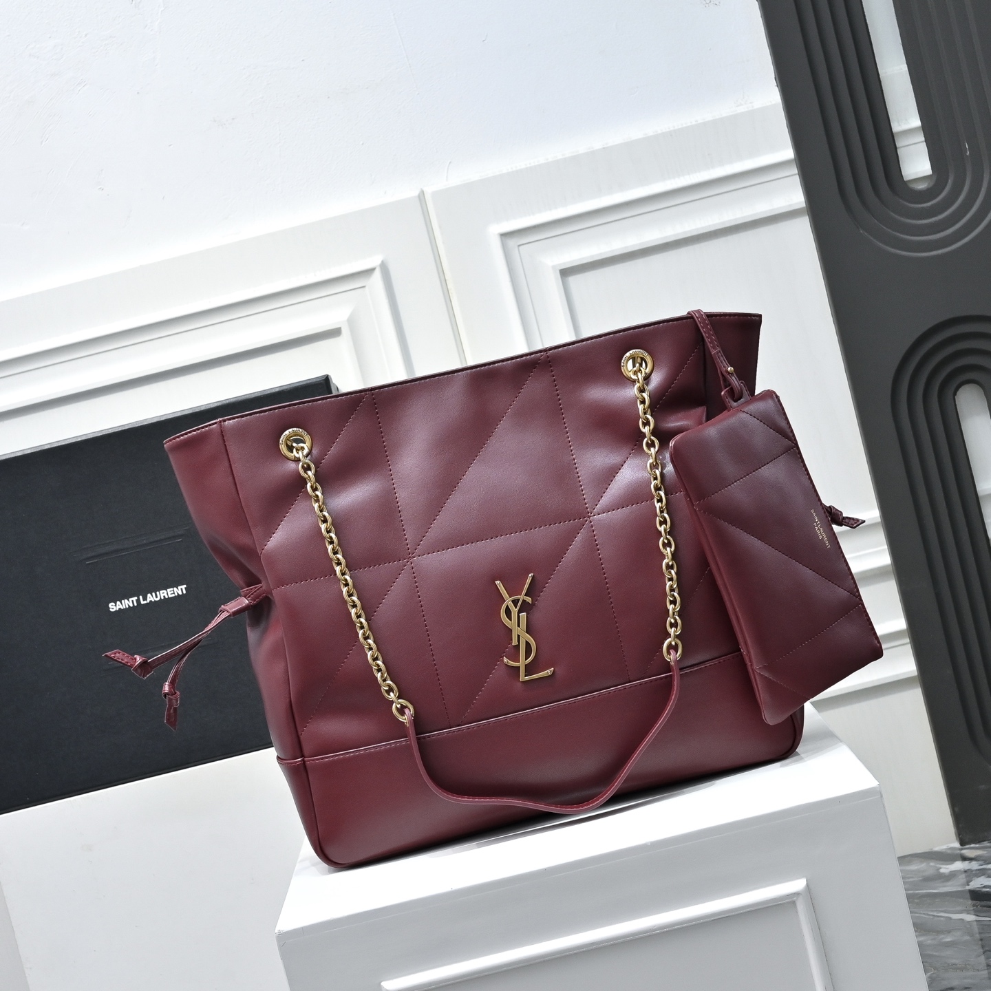 YSLイヴ サンローラン 鞄 ショルダーバッグ ハンドバッグ 激安