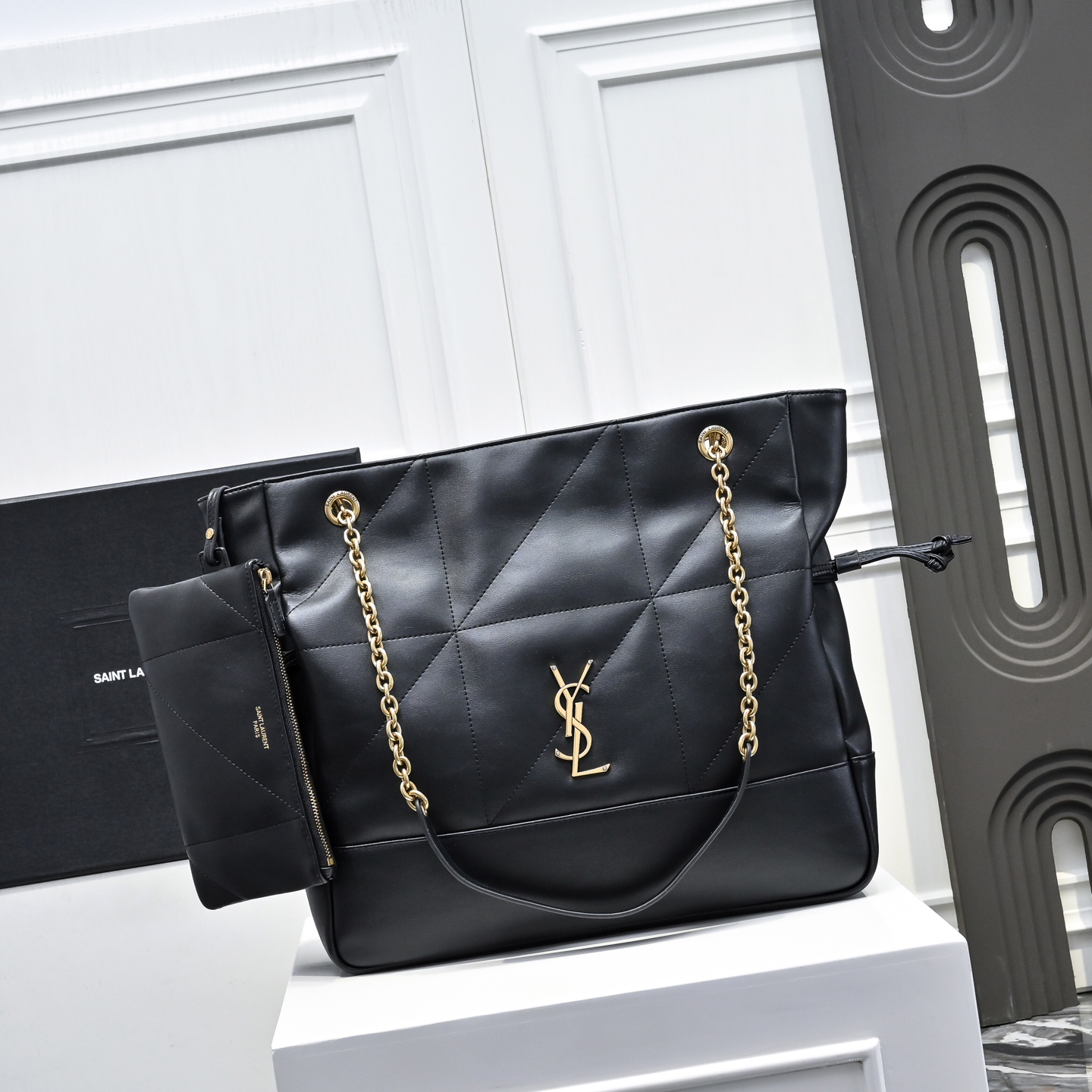 YSLイヴ サンローラン 鞄 ショルダーバッグ ハンドバッグ 激安