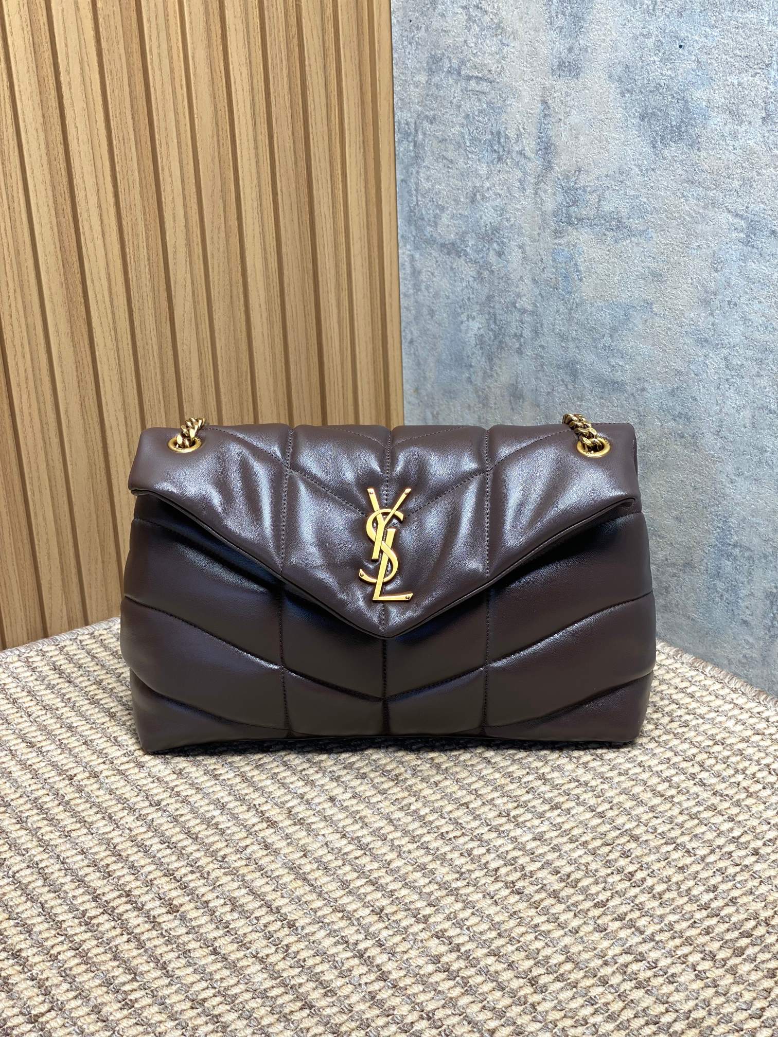 新作通販 超美品 イヴ サンローラン 鞄 ハンドバッグ