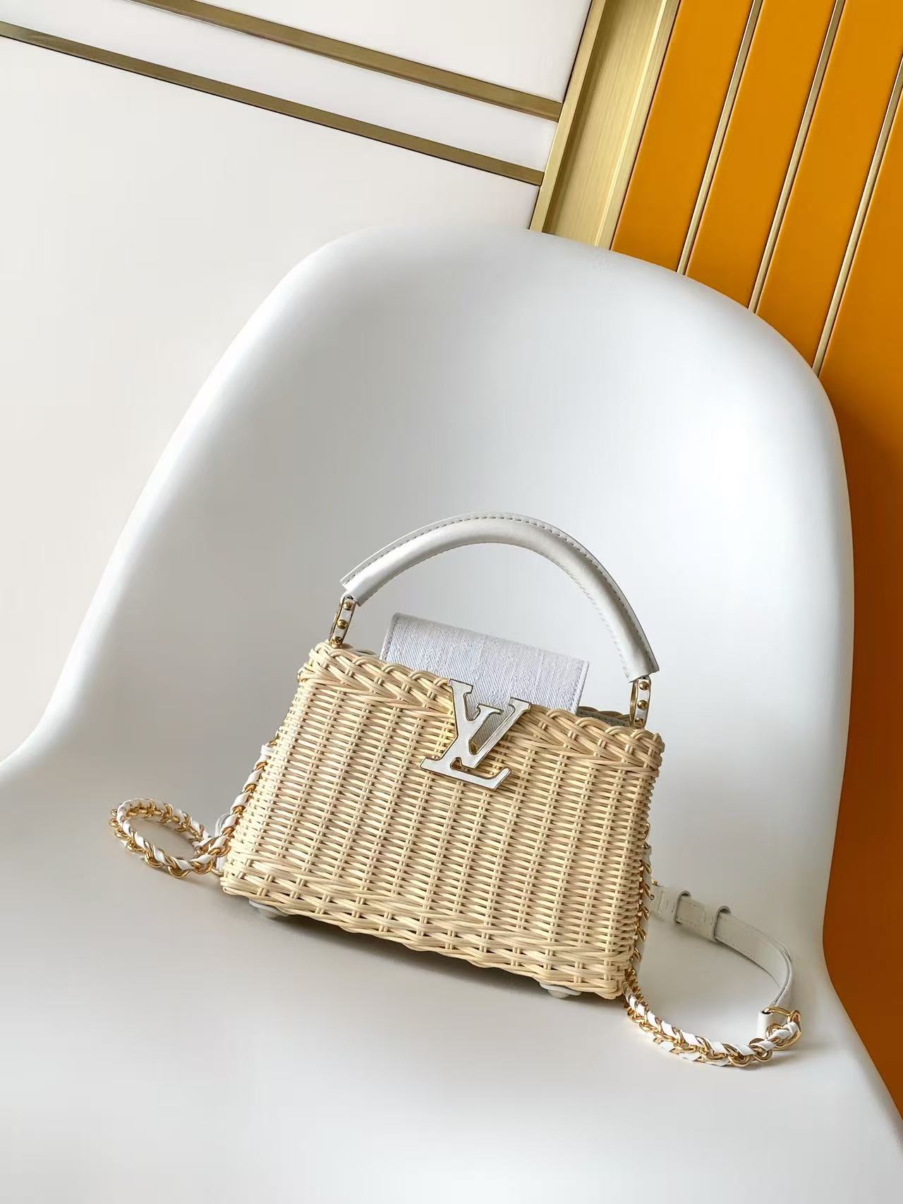 ルイヴィトン 【Capucines BB Handbags 鞄 カバン】