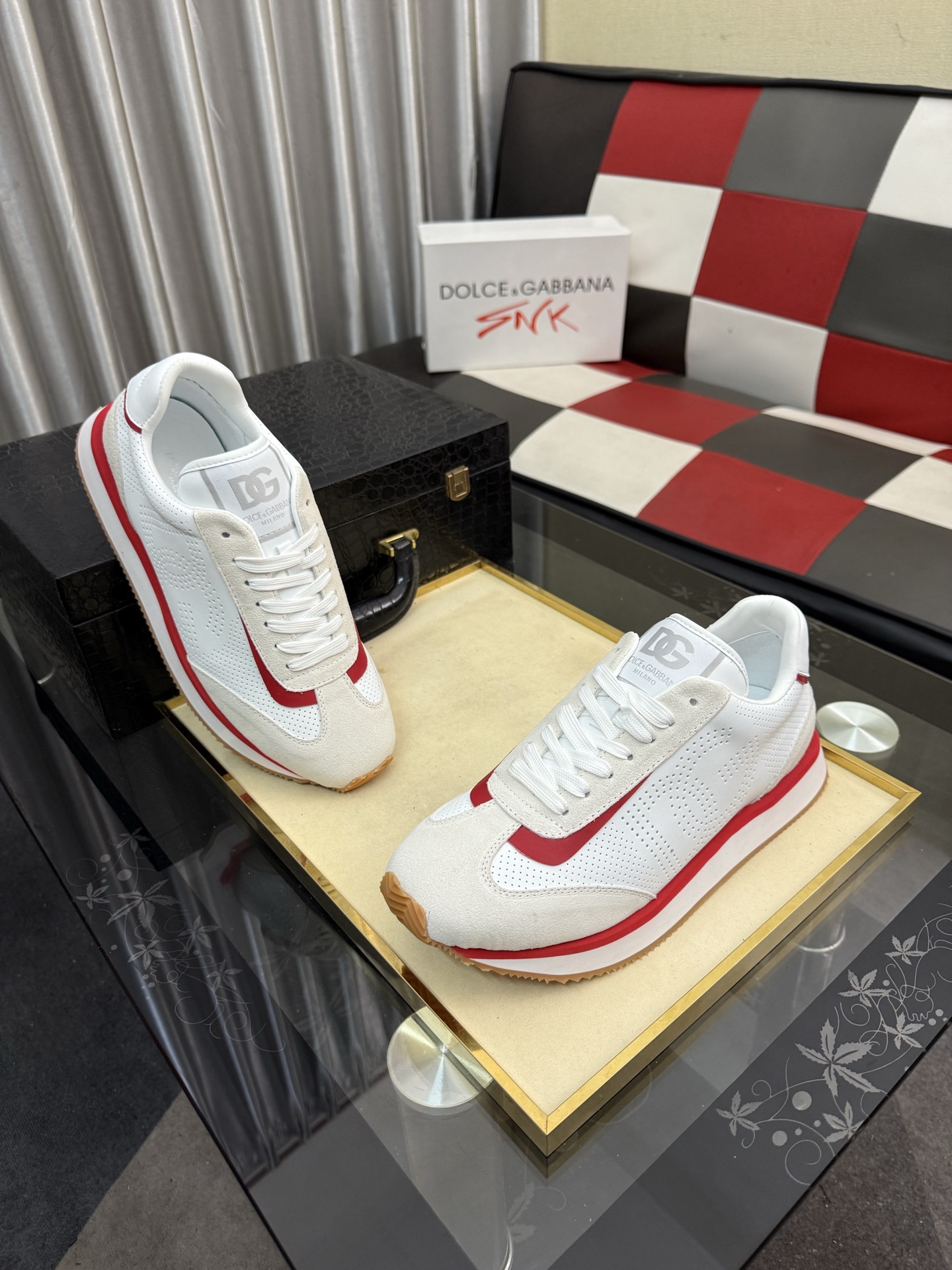 2026靴新作ドルチェ&ガッバーナ 安全靴 スニーカー 恋人?