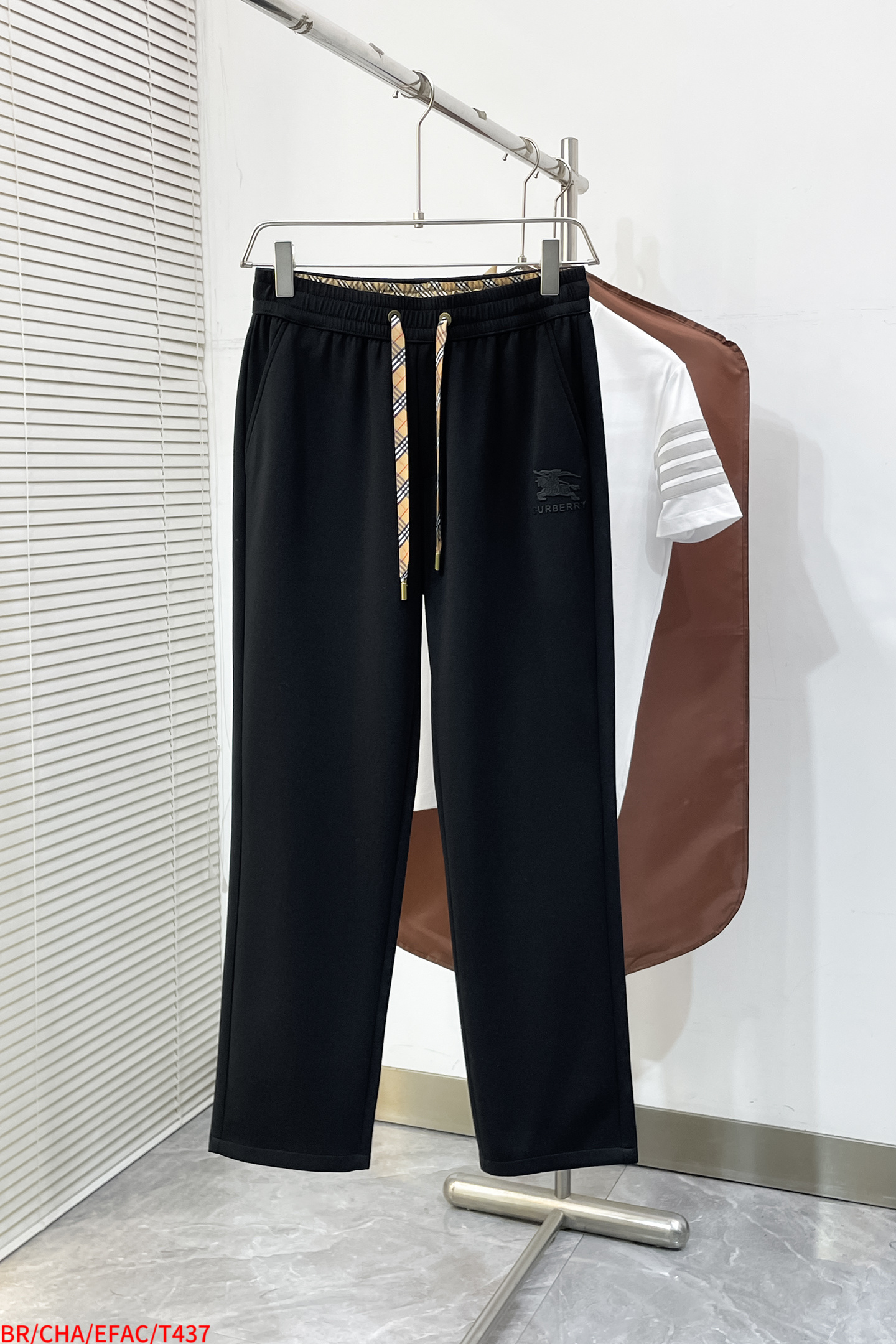 バーバリー パンツ スラックス メンズ