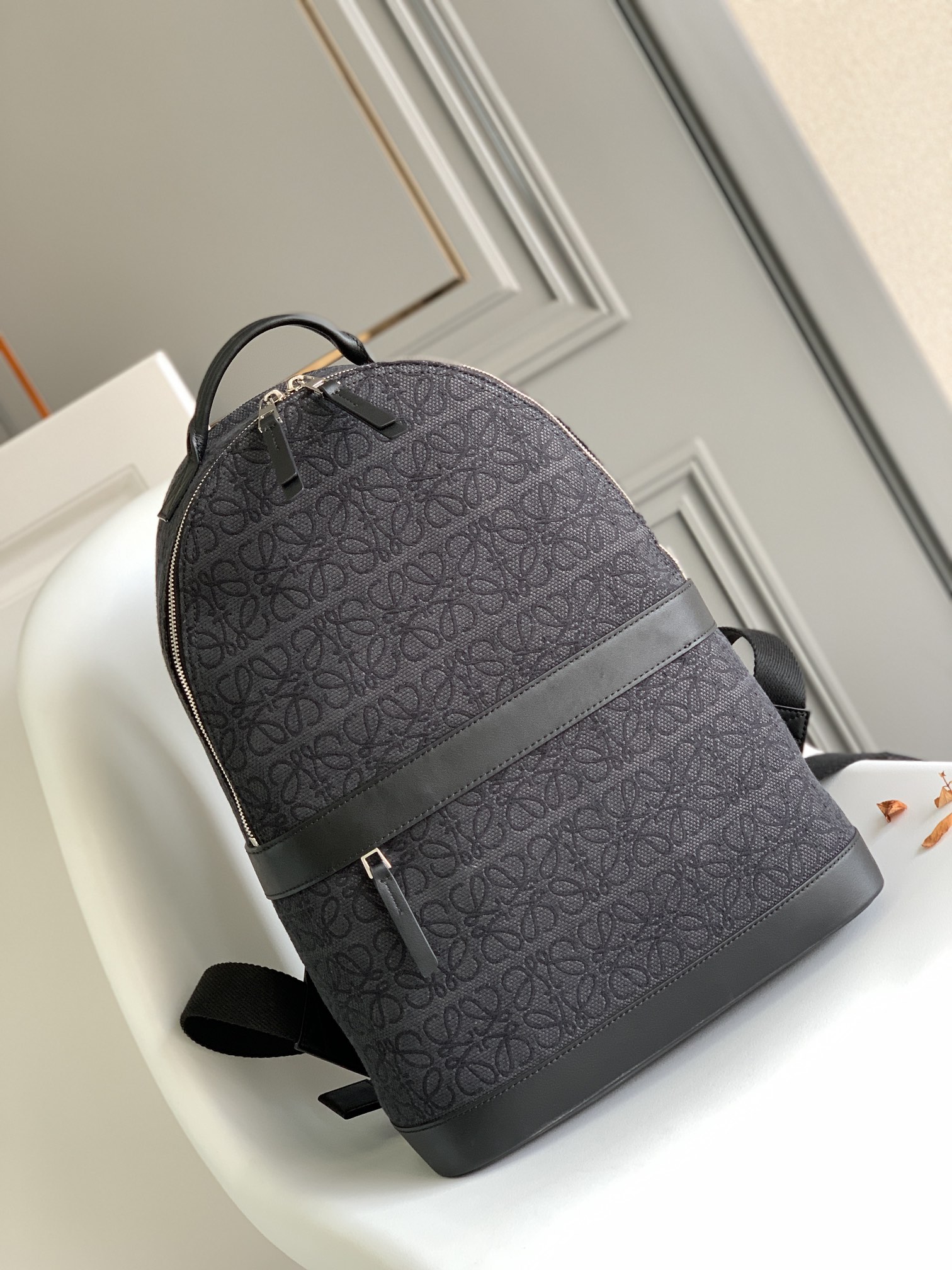 【新品値下受付】ロエベ バッグ 鞄 カバンAnagram