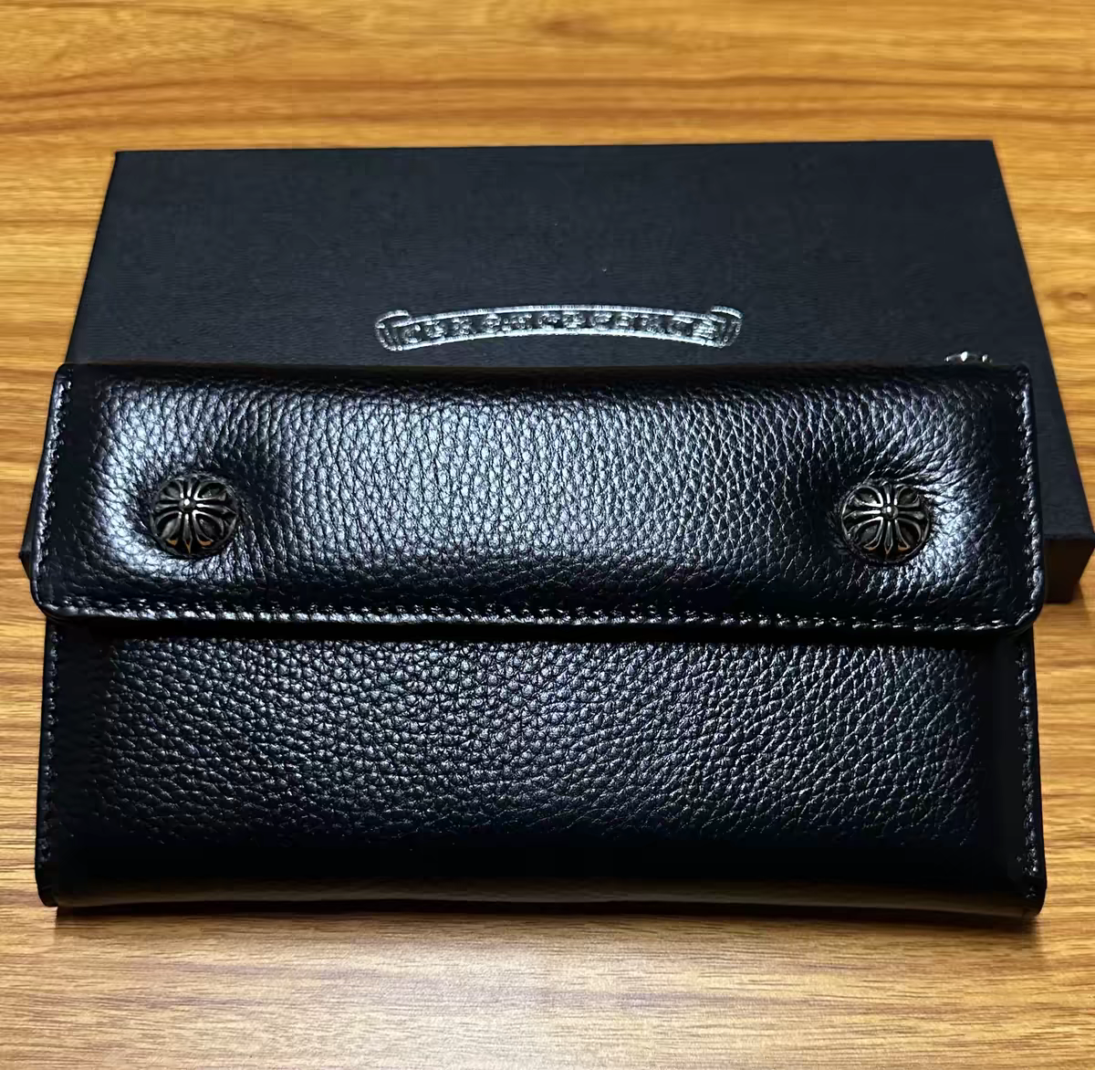人気クロムハーツ財布通販 長財布/ 三つ折り長財布