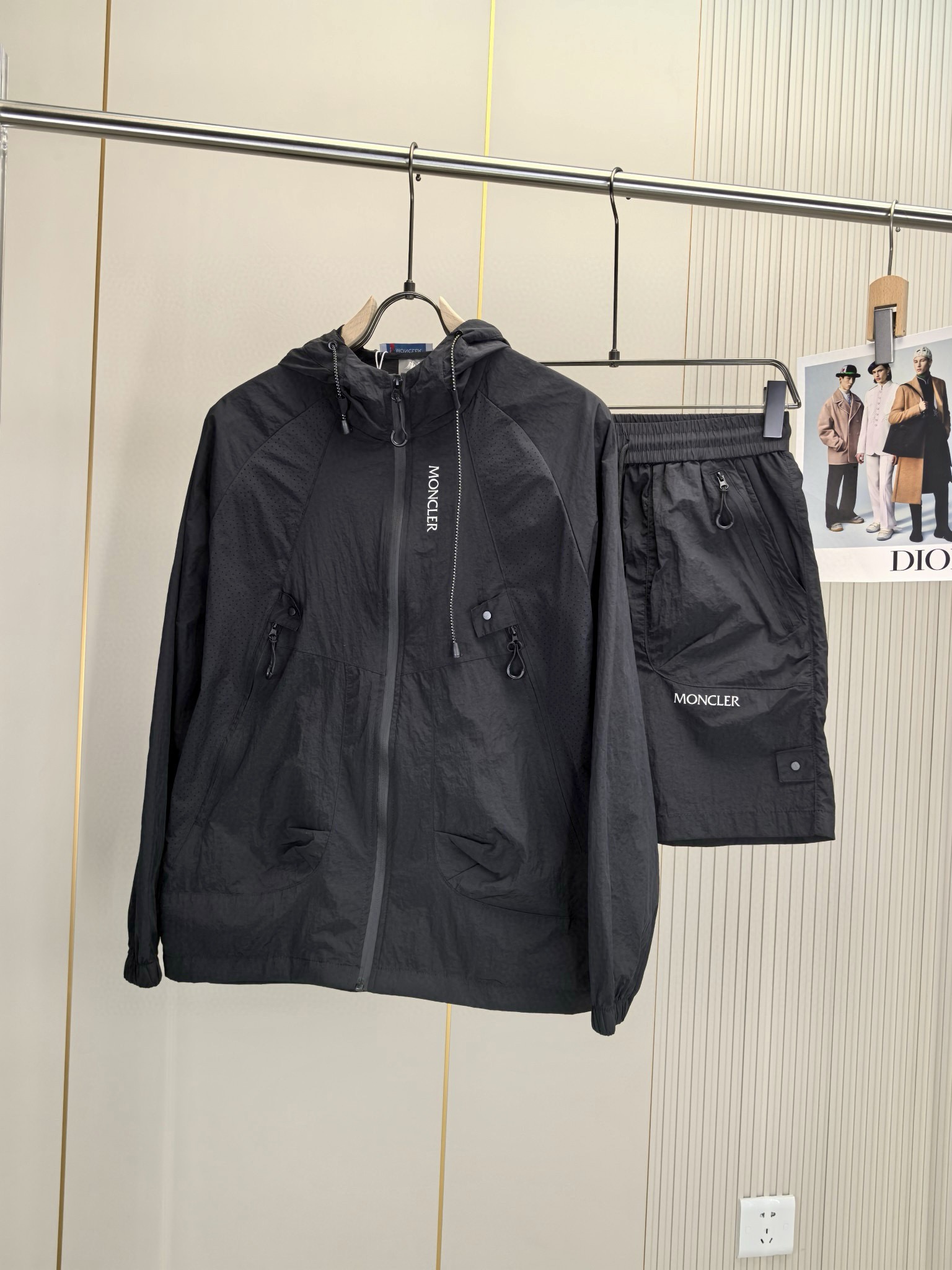 26SS服通販 モンクレール 上下服 セットアップ
