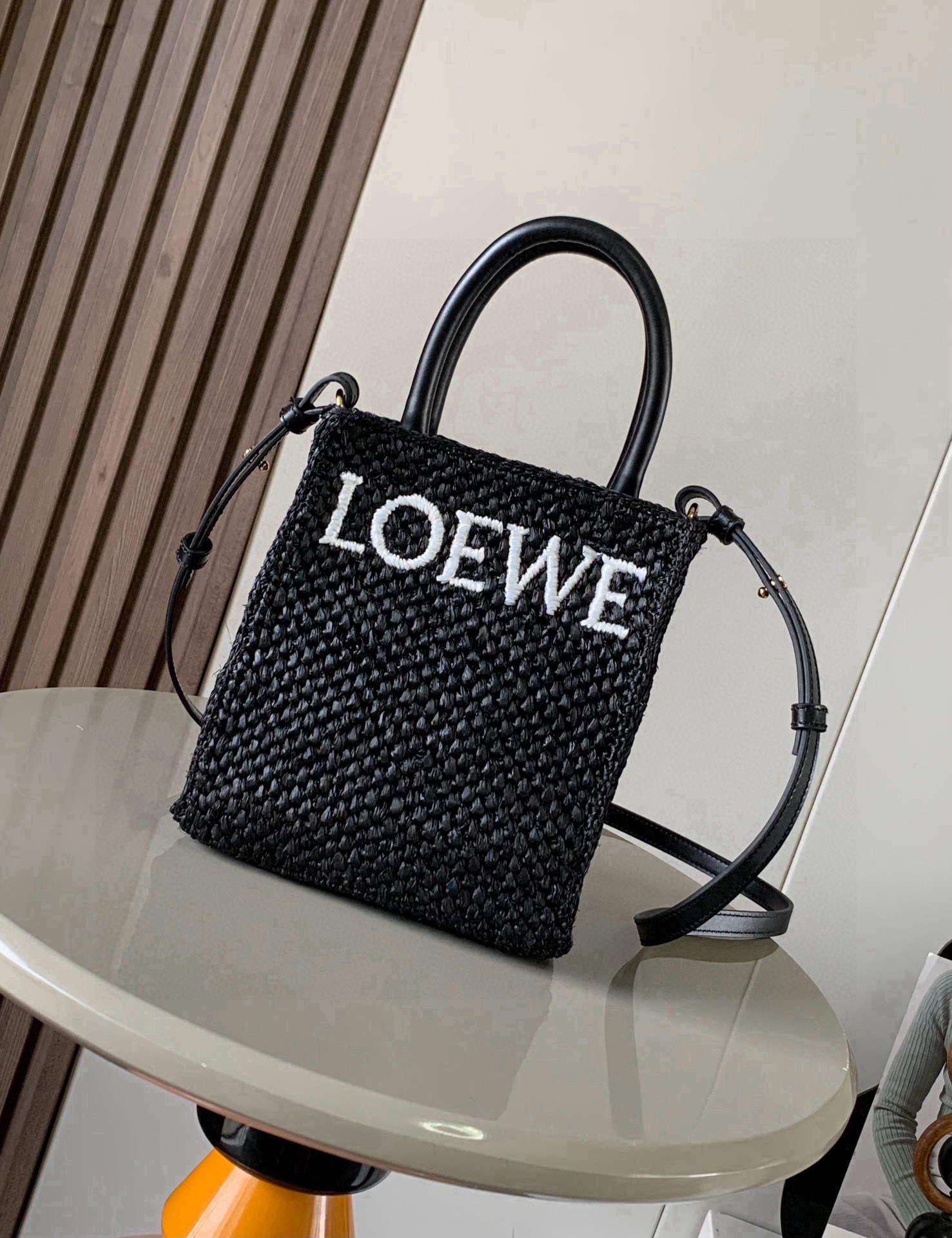 人気新品ロエベ 鞄 Standard tote 2WAY 斜め挂けバッグ
