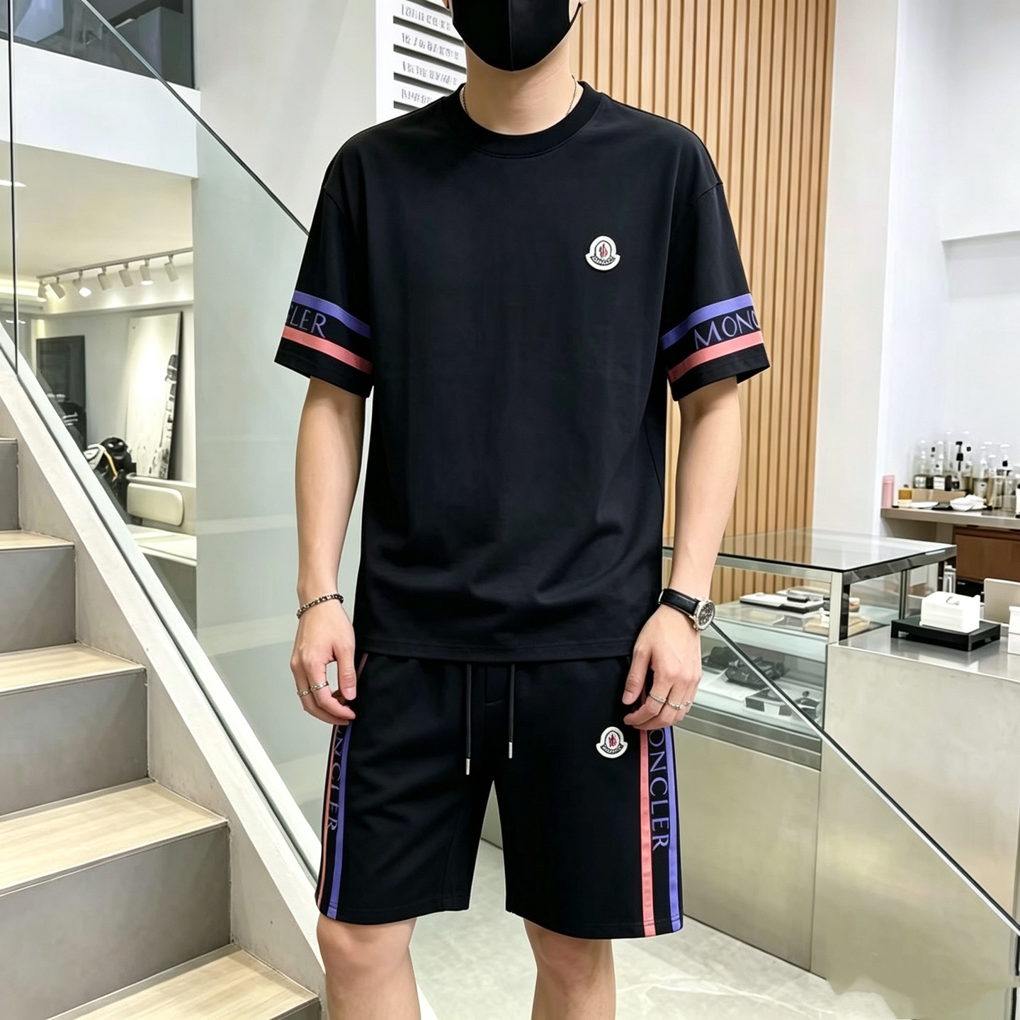 モンクレール 上下服 セットアップ 恋人
