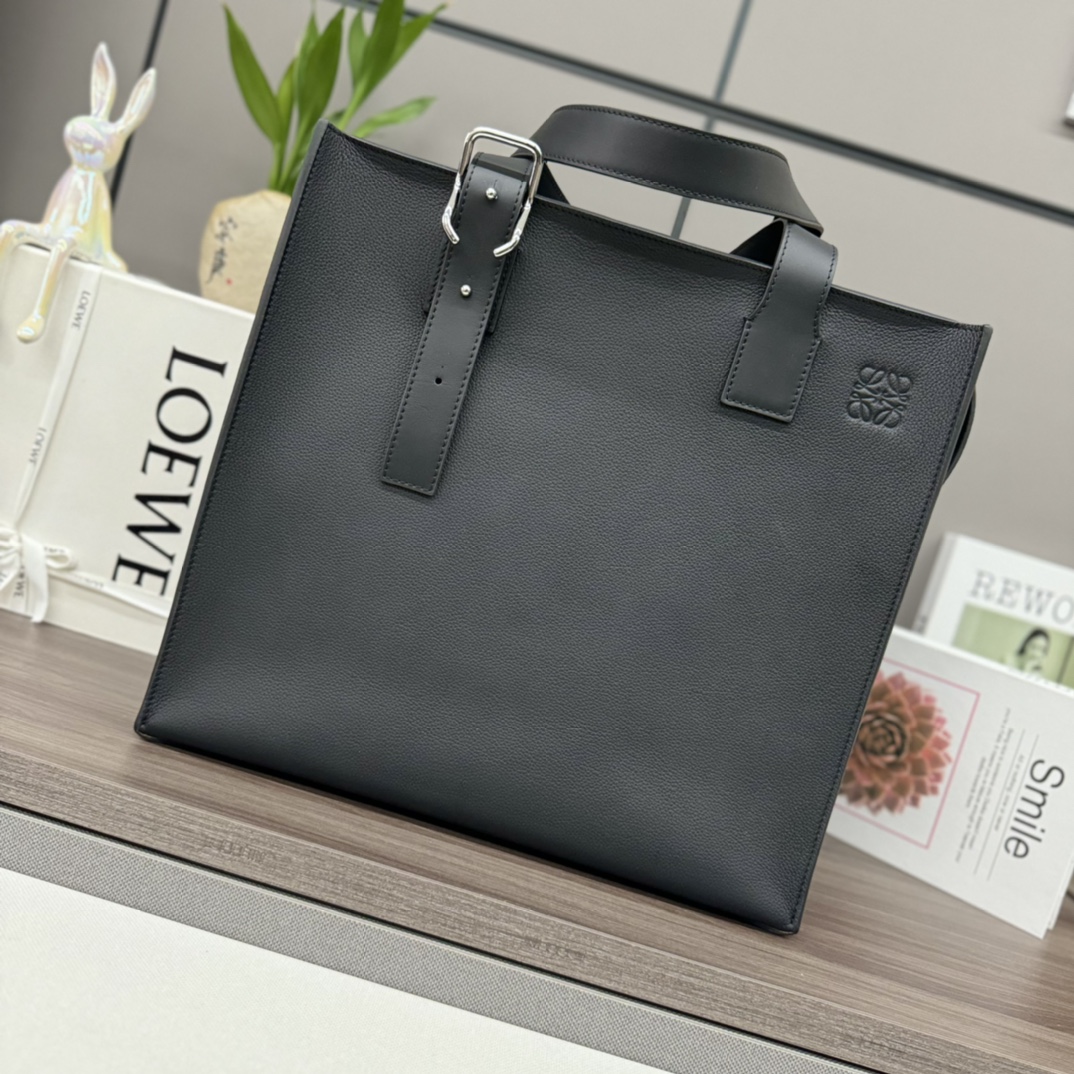 【新品値下受付】ロエベ バッグ 鞄 カバンAnagram