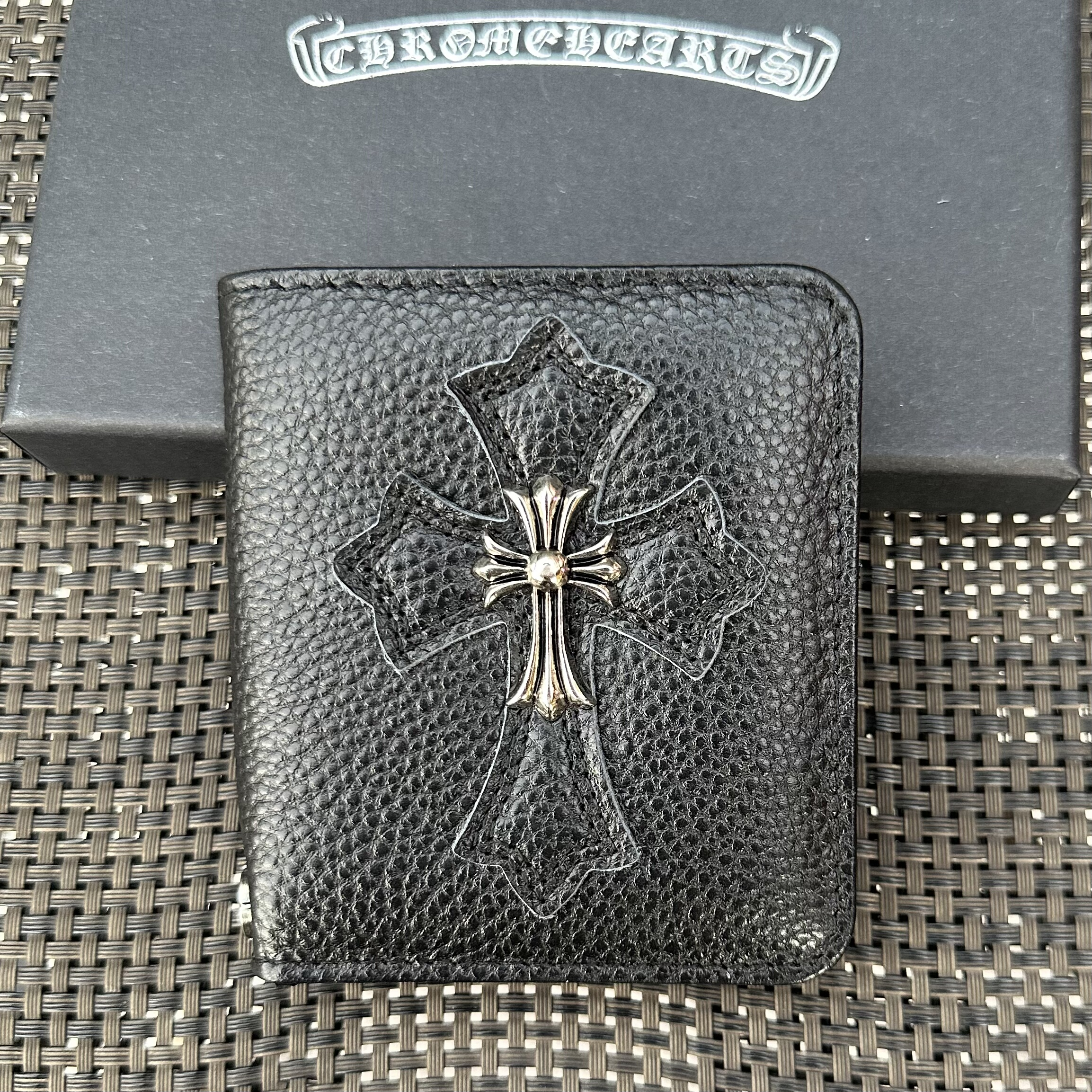 人気クロムハーツ財布通販 財布/二つ折り短財布