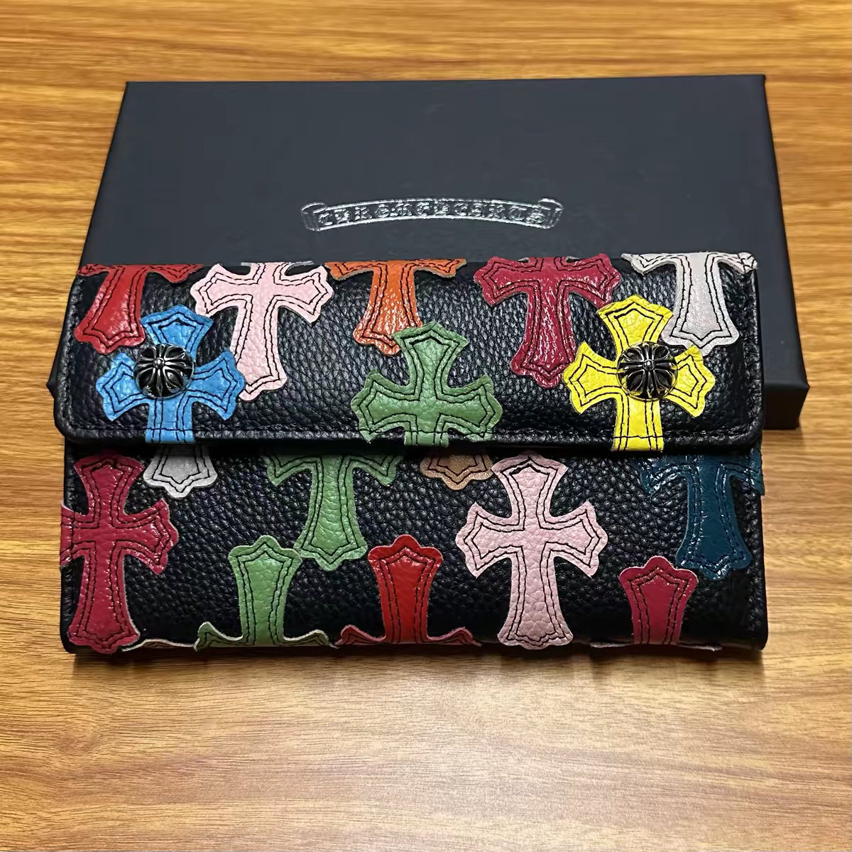 人気クロムハーツ財布通販 長財布/ 三つ折り長財布