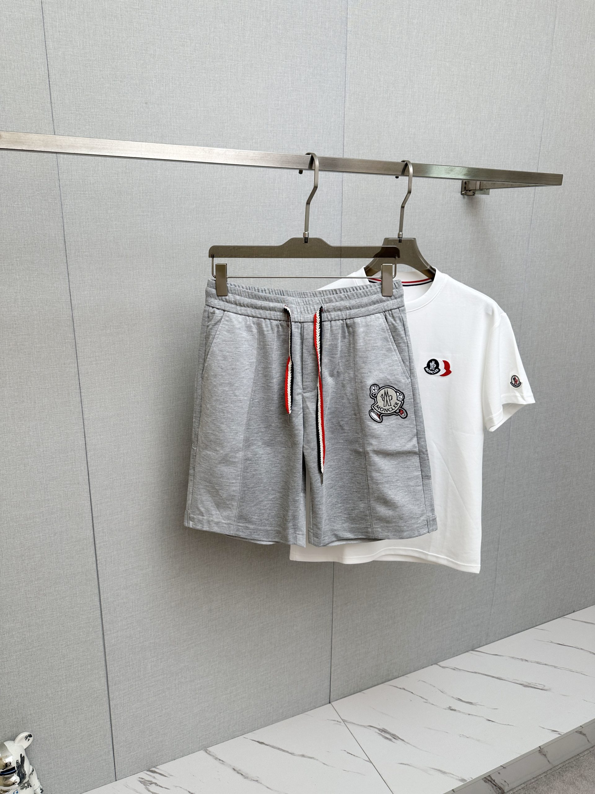 モンクレール 上下服 セットアップ