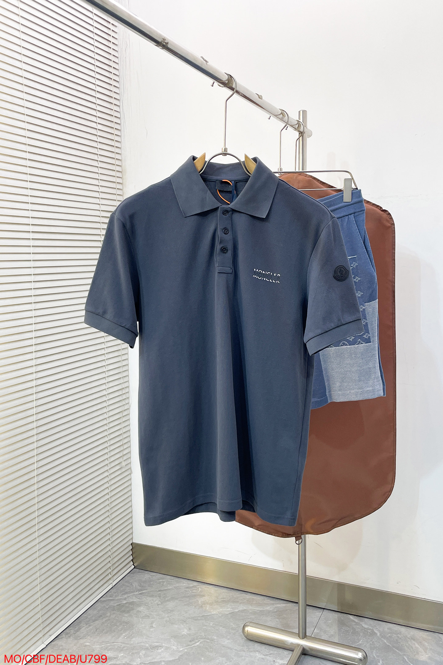 モンクレール 半袖Tシャツ トップス 恋人
