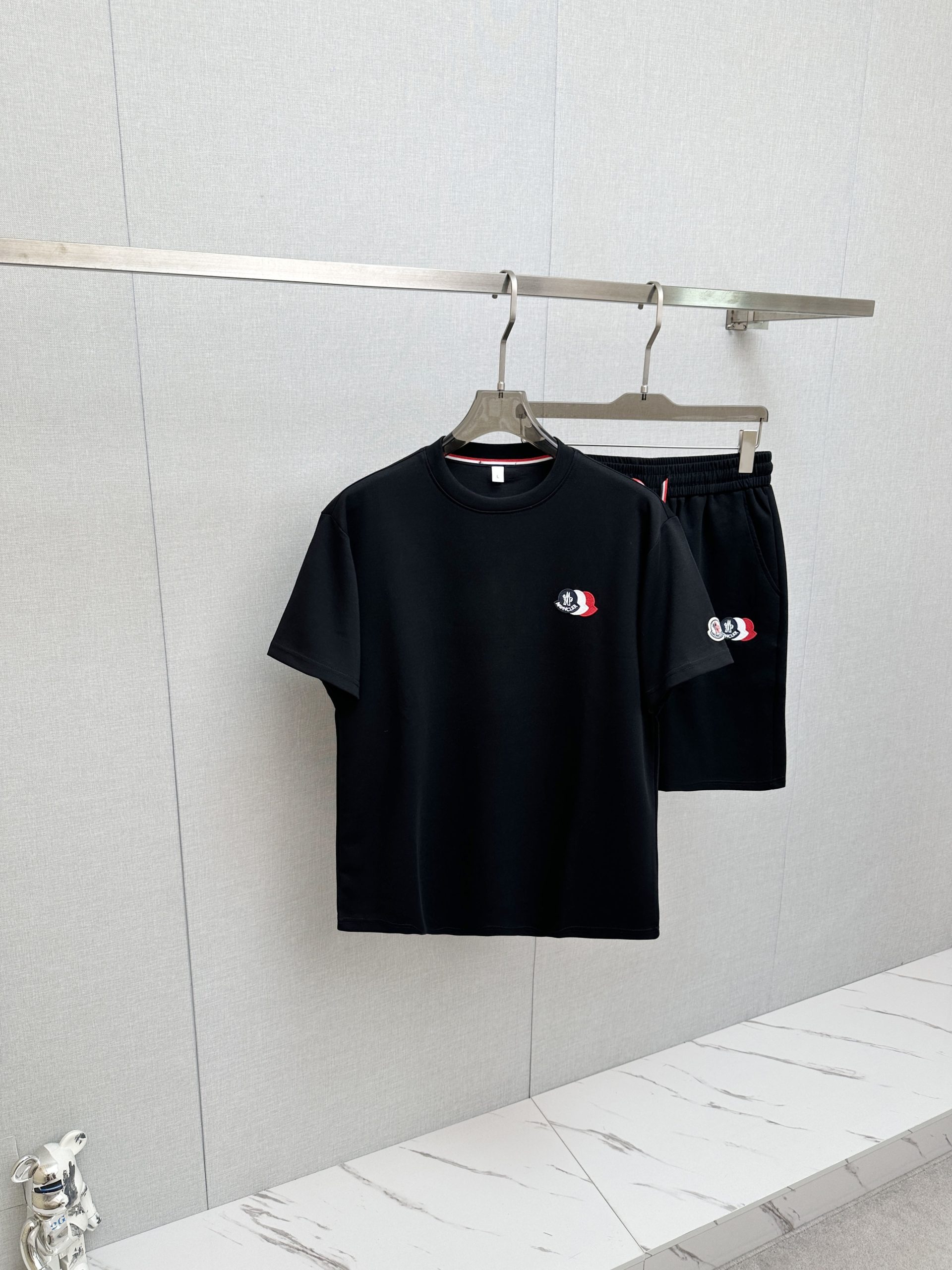 モンクレール 上下服 セットアップ
