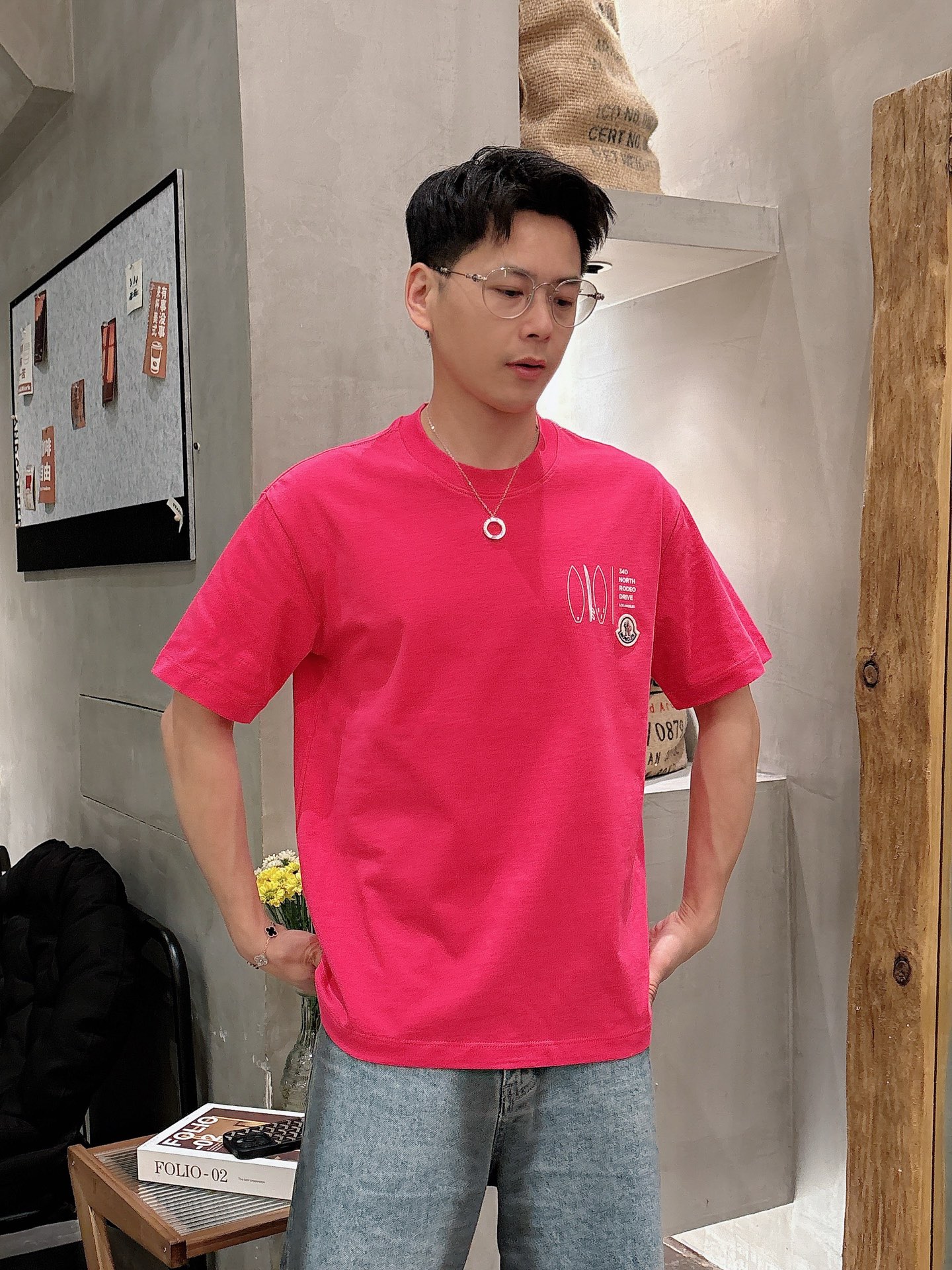 モンクレール 半袖Tシャツ トップス  メンズ