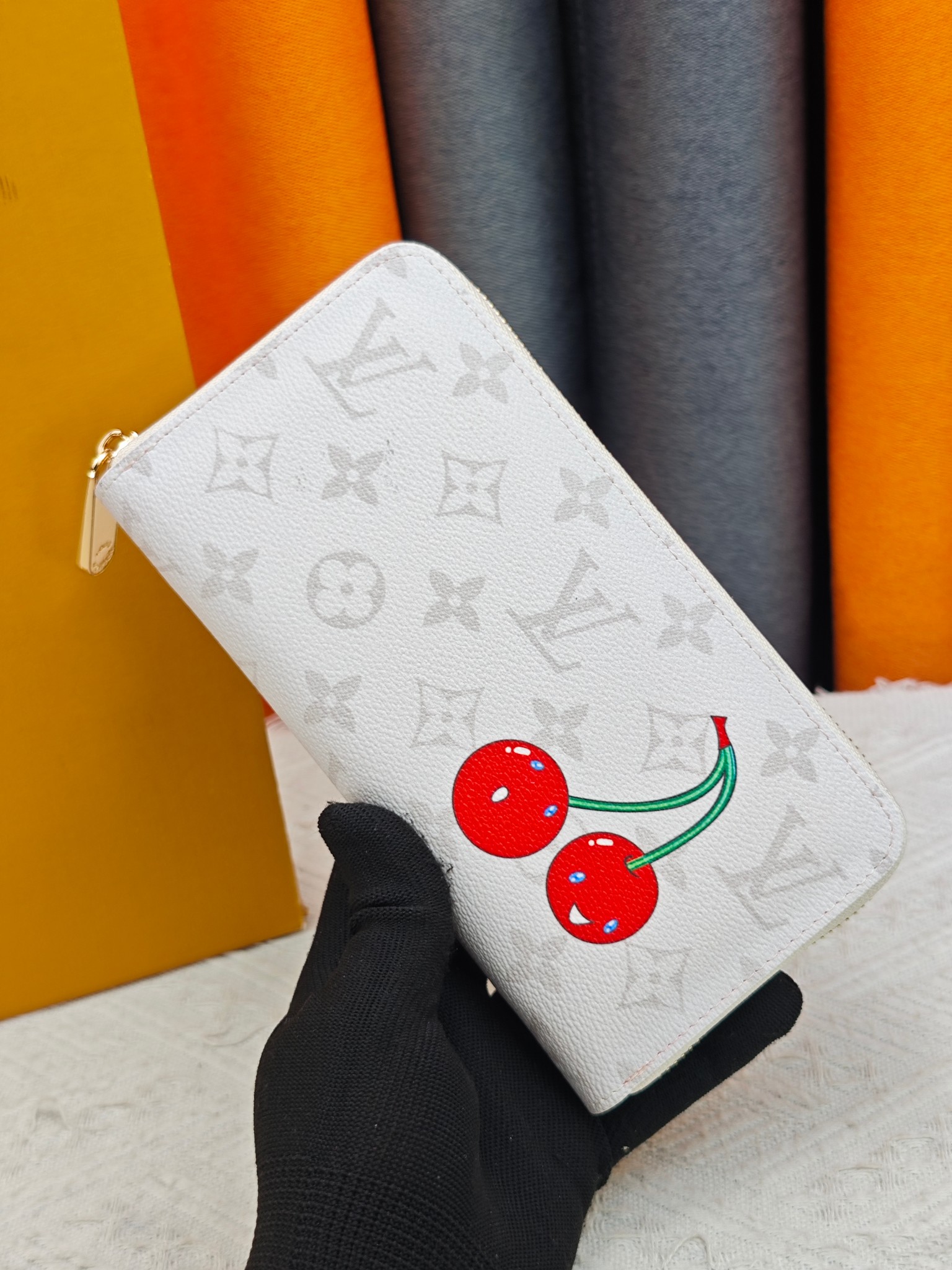特別価格★ルイヴィトン財布 ラウンドファスナー長財布? 2605YCJ60