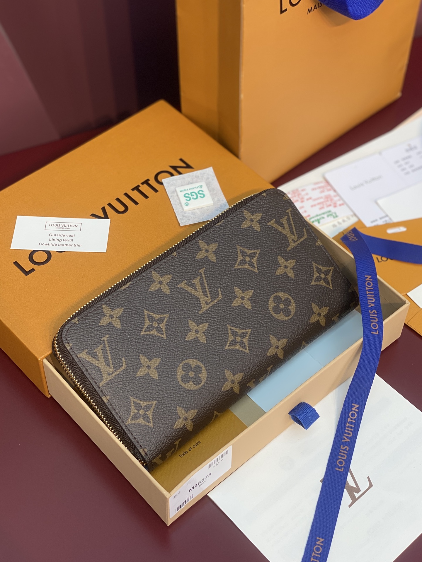 ルイヴィトン 長財布 モノグラム ジッピー?ウォレット ブラウン