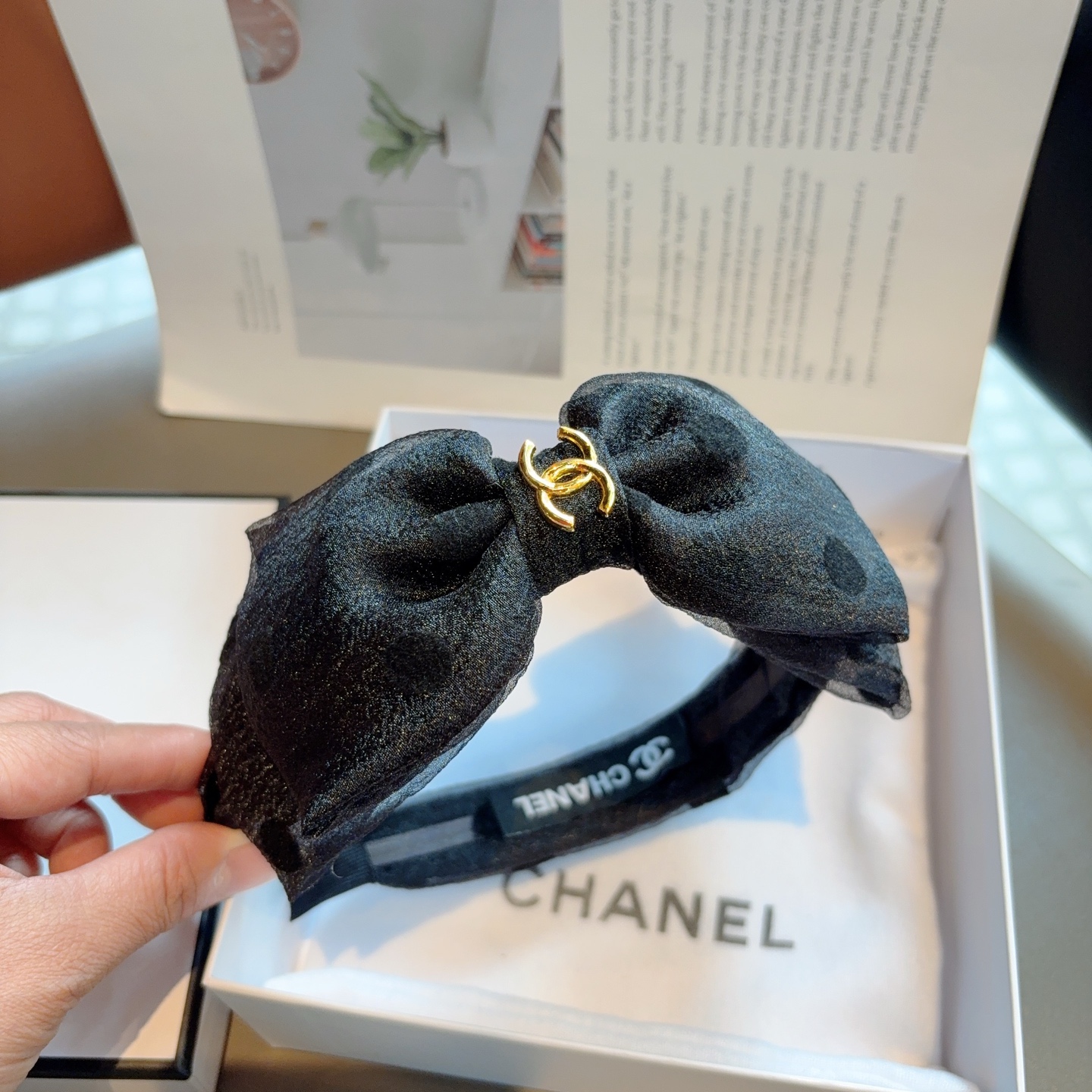 シャネル 新品 小物 髪飾りカチューシャ
