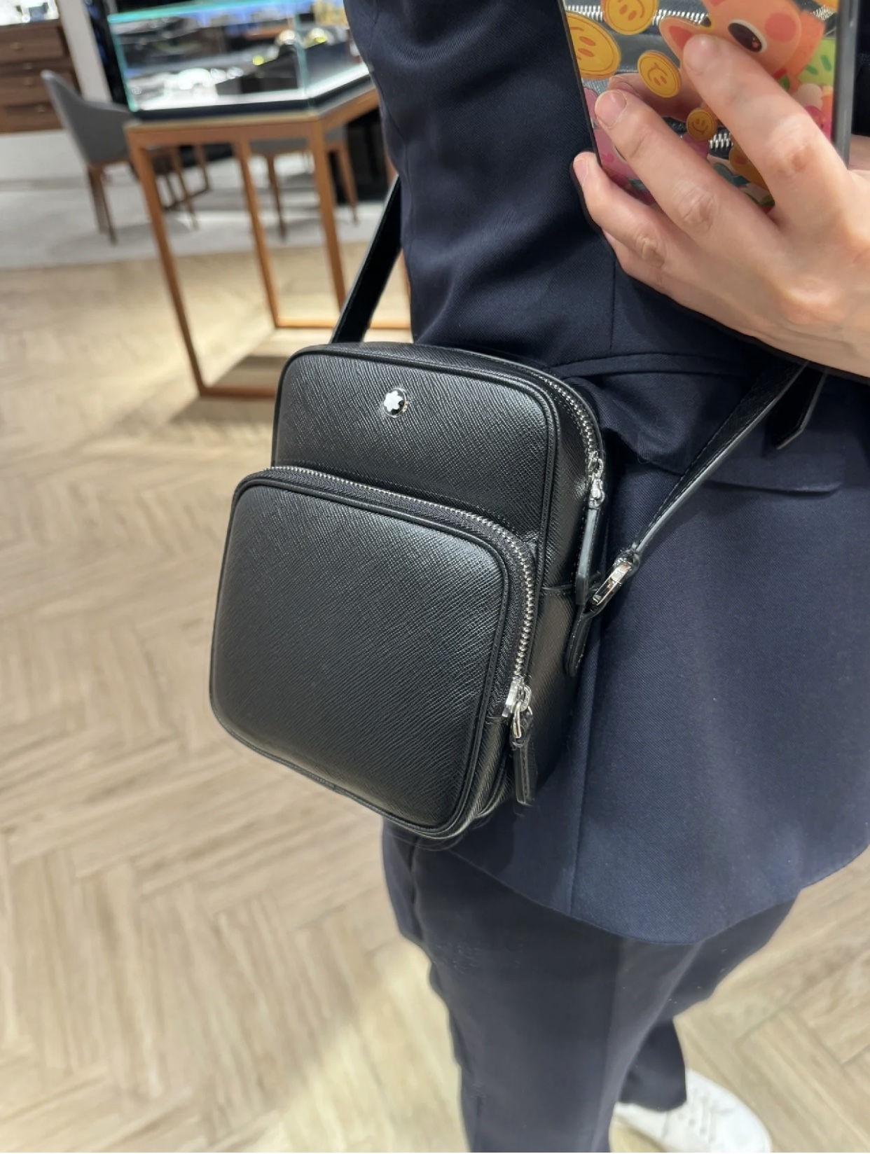人気新品 希少品 モンブラン メンズ? ショルダー ハンドバッグ