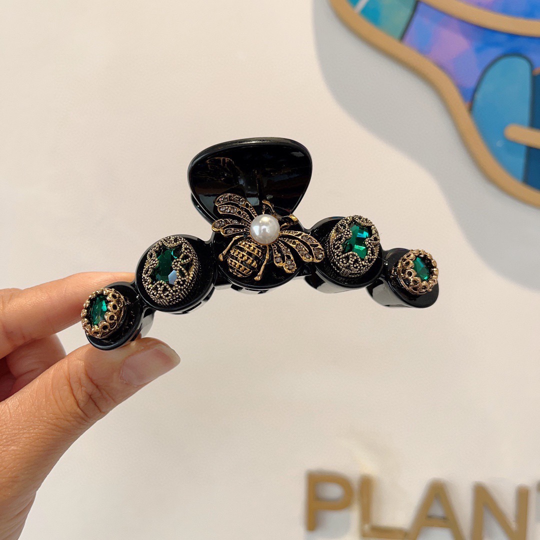 グッチ 新品 小物 髪飾りカチューシャ