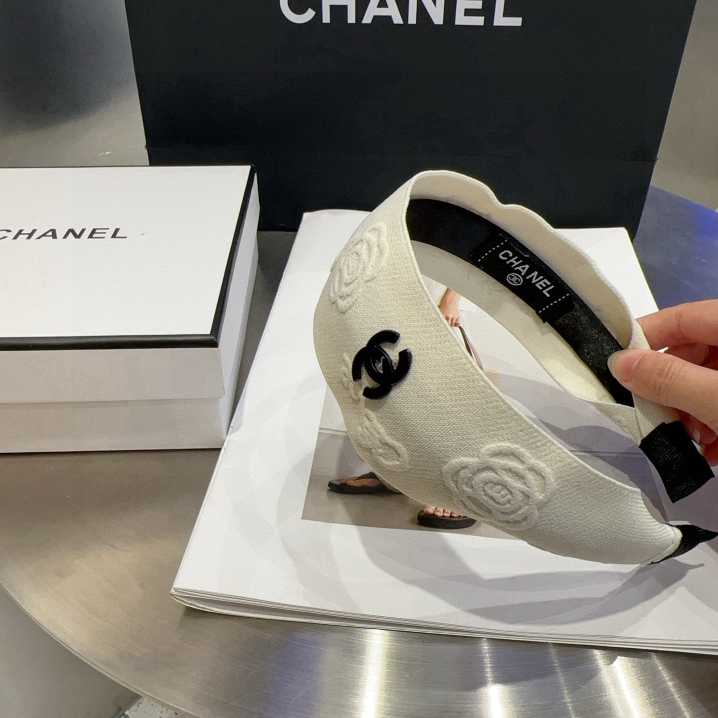 シャネル 新品 小物 髪飾りカチューシャ