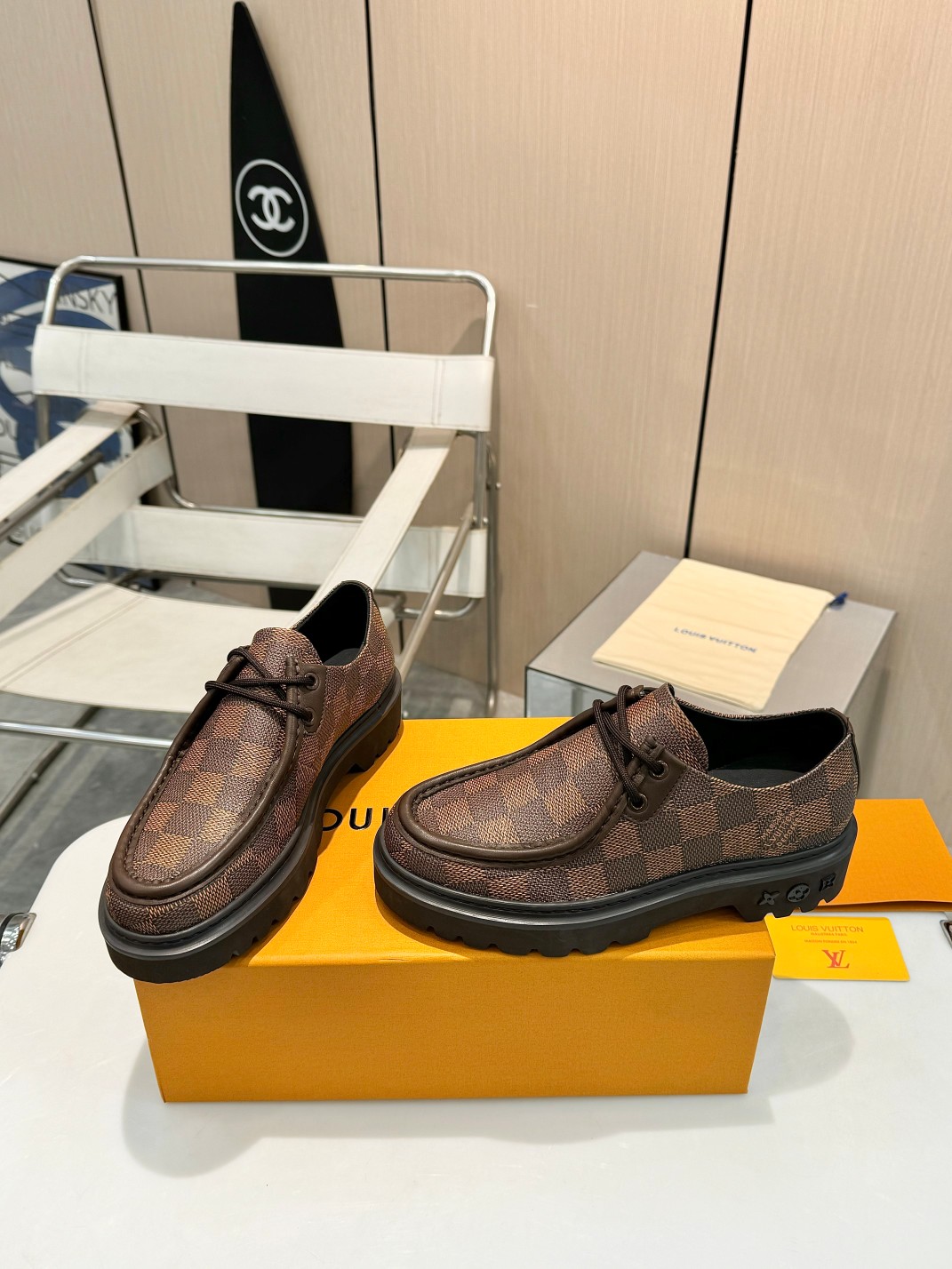2026靴通販 ルイヴィトン シューズ ローファー/フラットシューズ 男女兼着