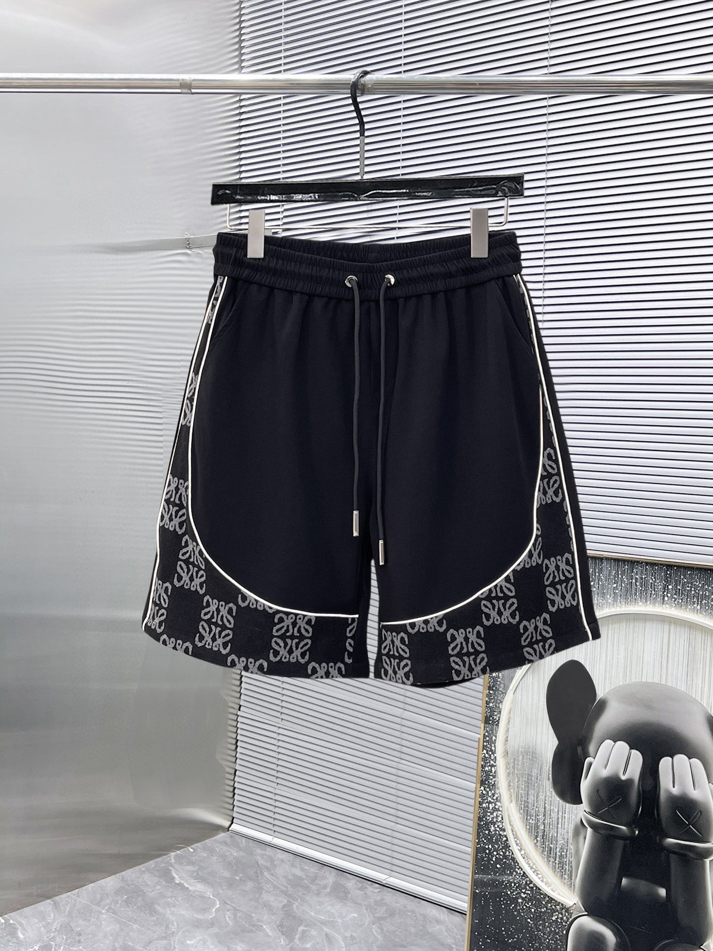 26SS春夏服 ロエベ ショートパンツ ズボン  メンズ