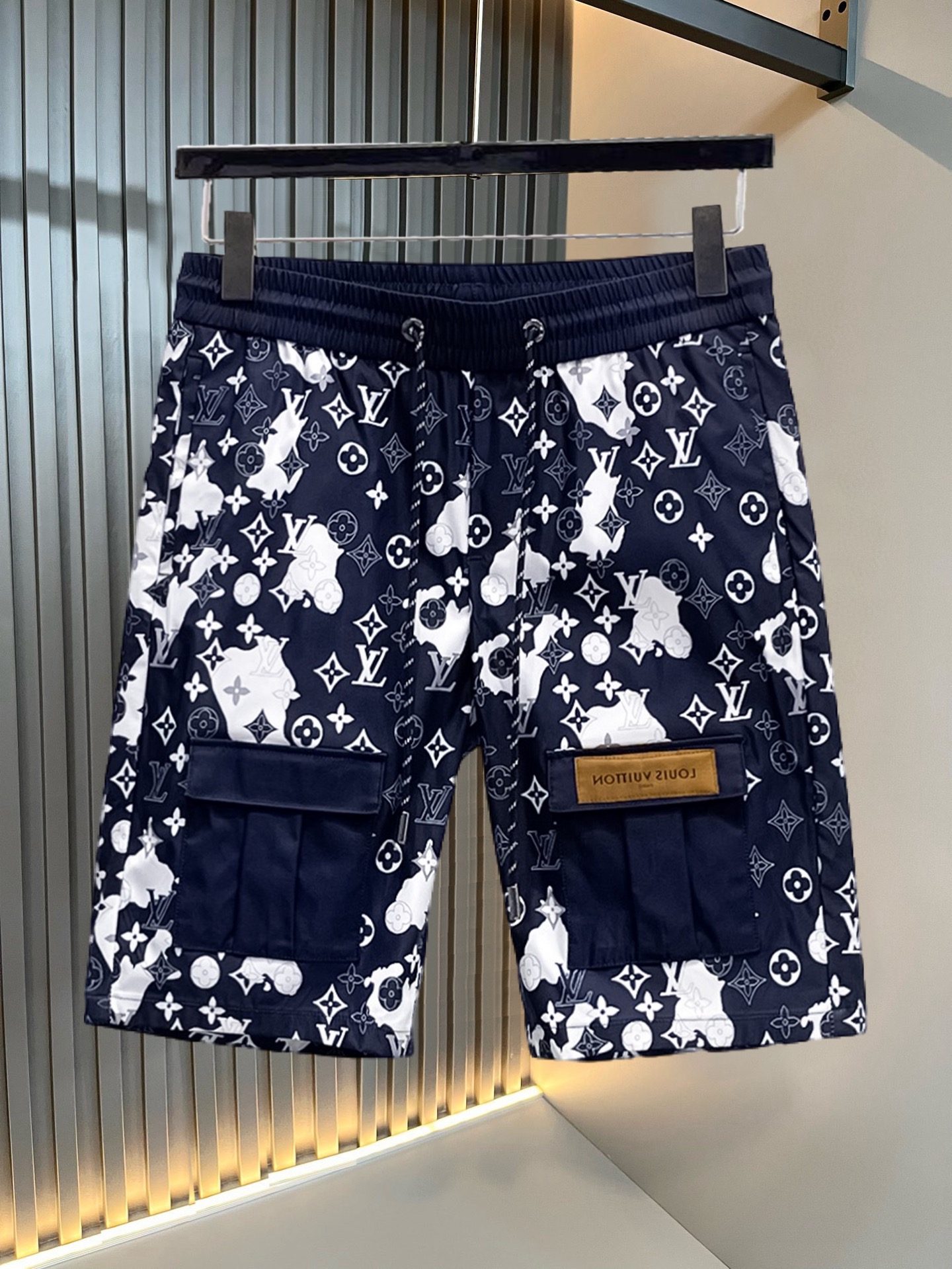 26SS春夏服新作 ルイヴィトン ショートパンツ ズボン メンズ