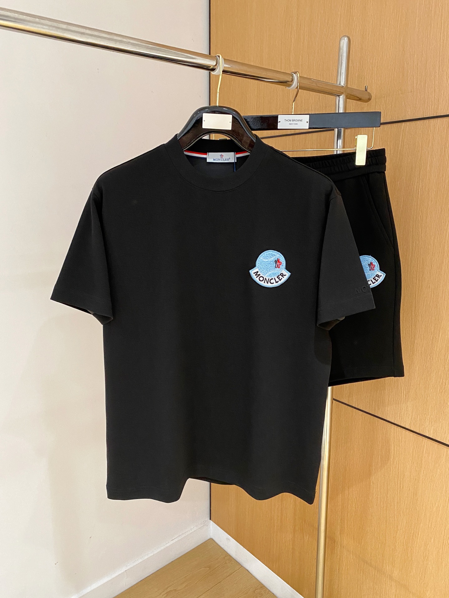 26SS春夏服 モンクレール 新作通販 上下服 セットアップ 恋人