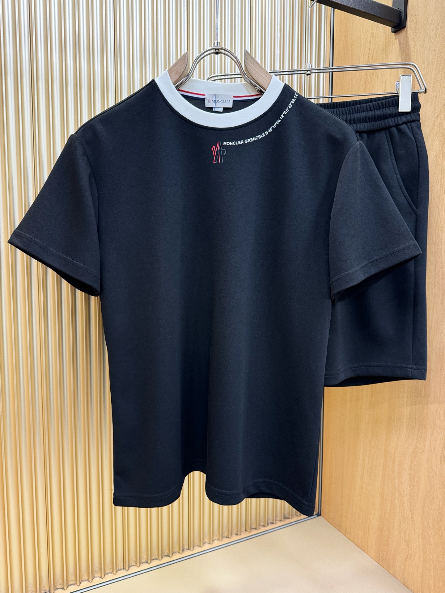26SS春夏服 モンクレール 新作通販 上下服 セットアップ