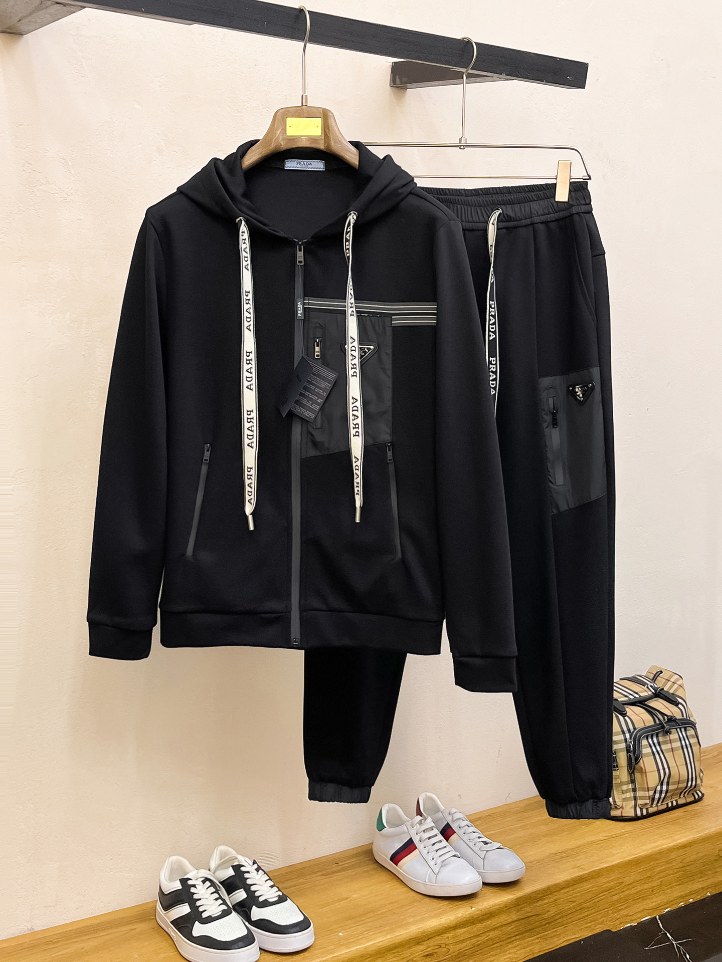 26SS春夏服 プラダ 新作通販 上下服セット セットアップ