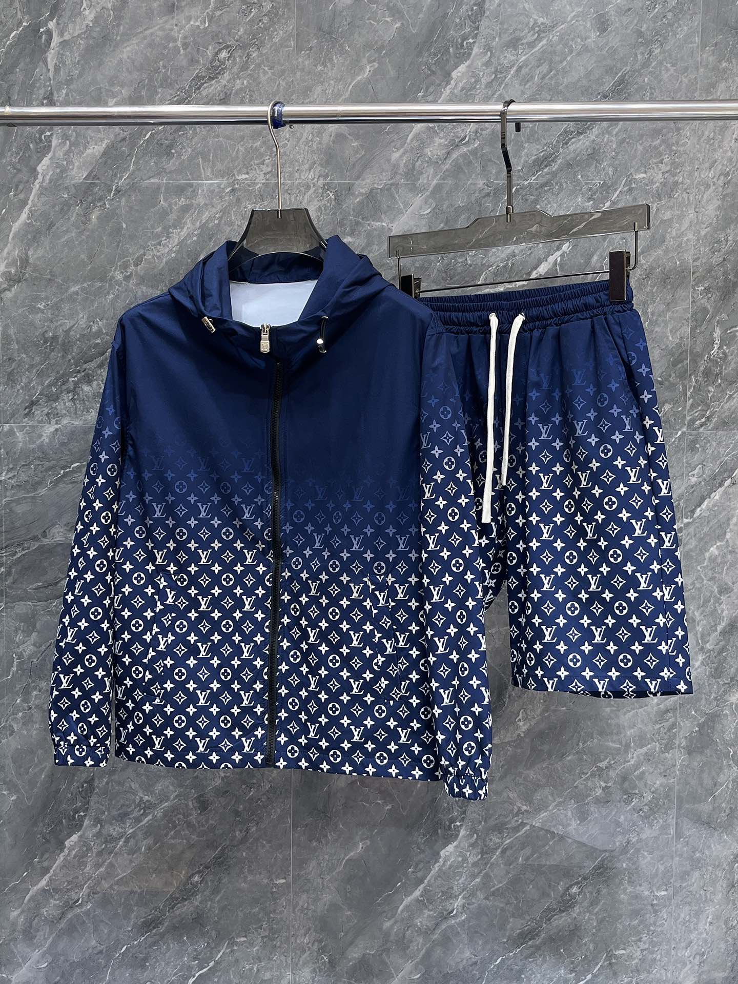 26SS春夏服 ルイヴィトン 新作通販 上下服セット セットアップ