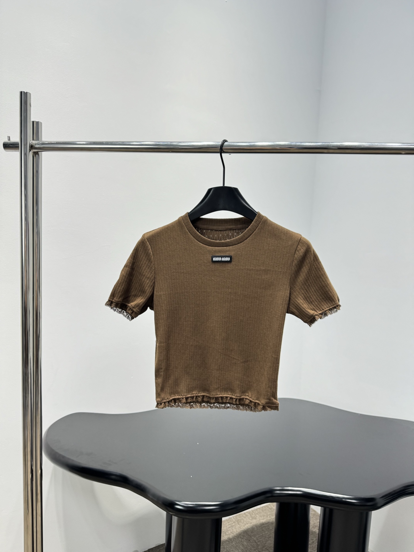 女性ミュウミュウ 春夏 半袖Tシャツ トップス