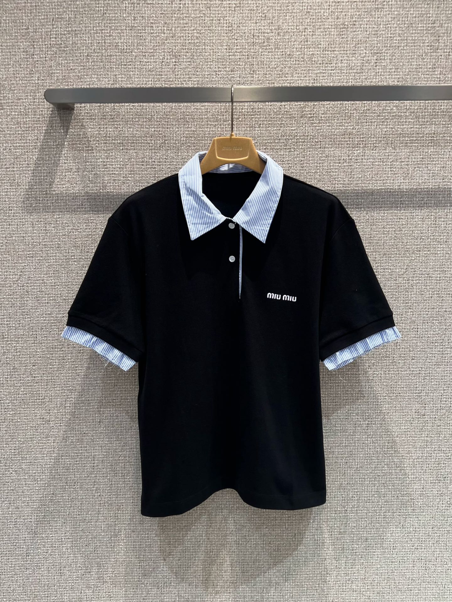 女性ミュウミュウ 春夏 半袖Tシャツ トップス