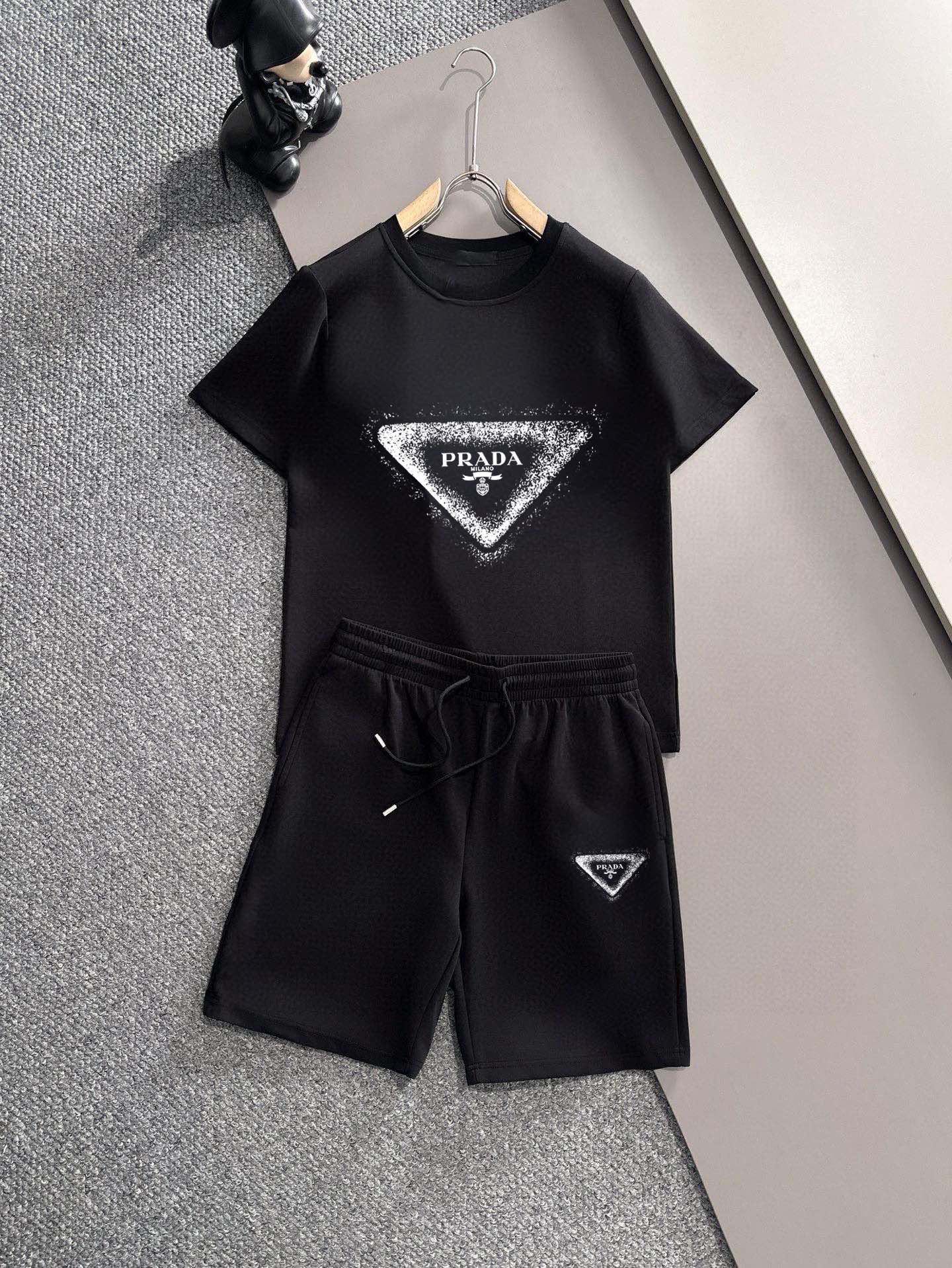 26SS春夏服 プラダ 新作通販 上下服セット セットアップ