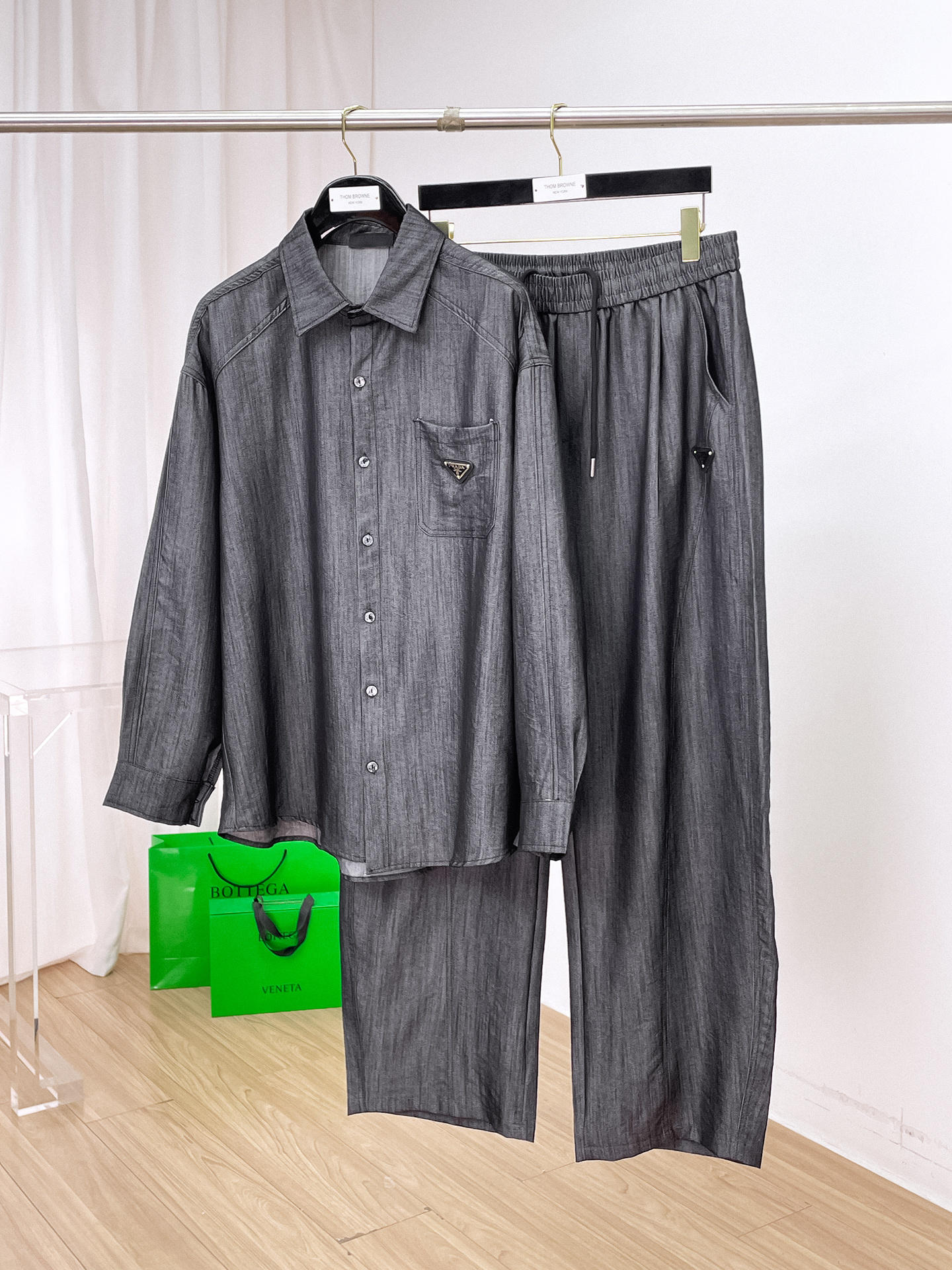 26SS春夏服 プラダ 新作通販 上下服セット セットアップ