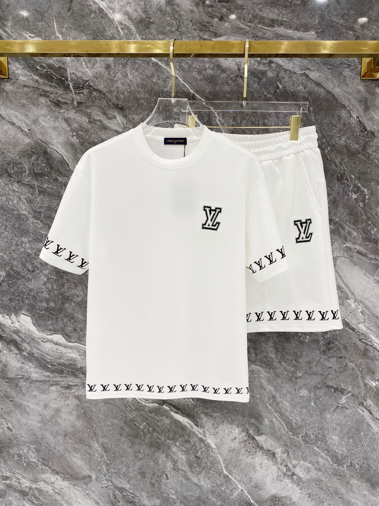 26SS春夏服 ルイヴィトン 新作通販 上下服セット セットアップ