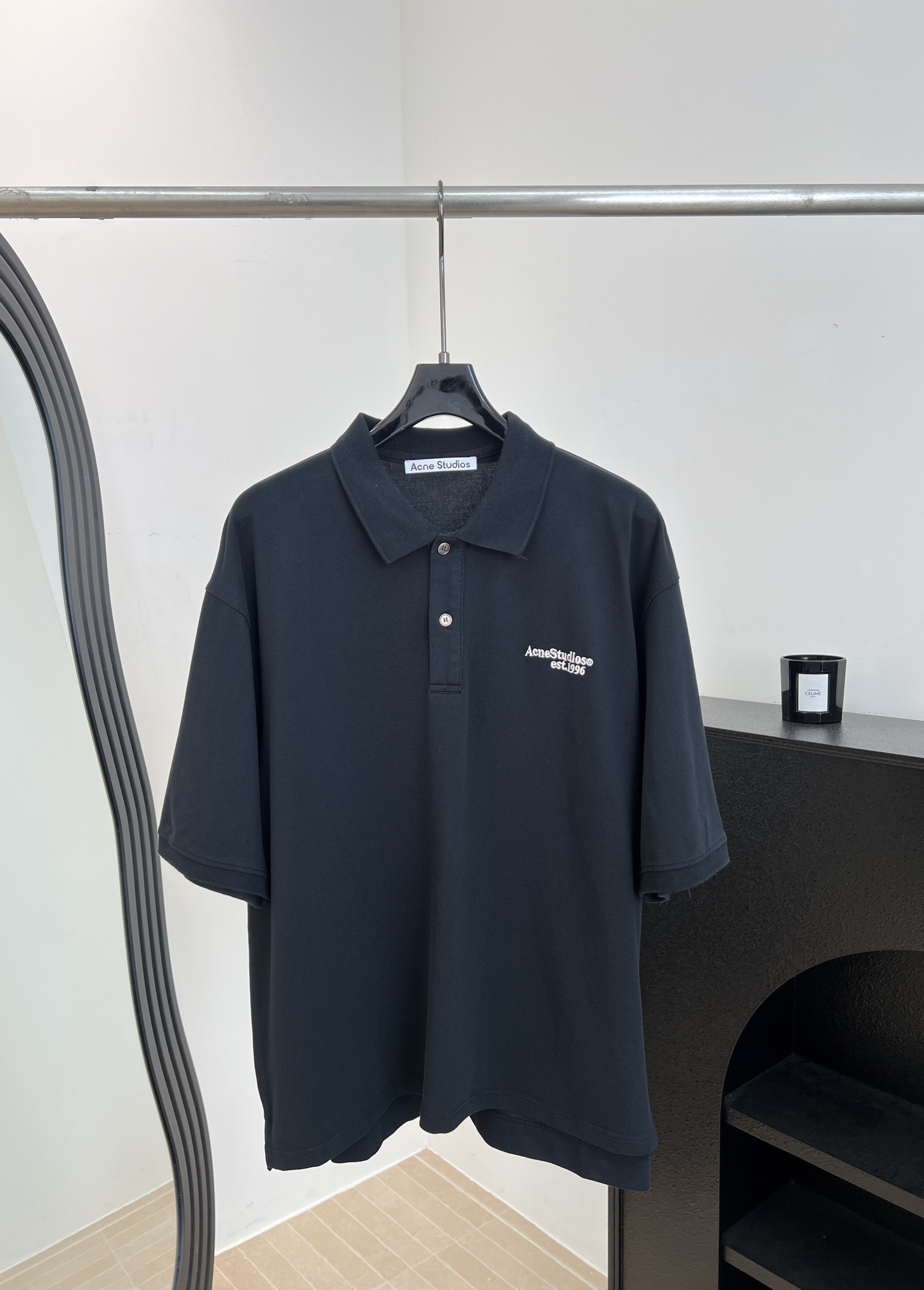 女性アクネ ストゥディオズ 半袖Tシャツ トップス