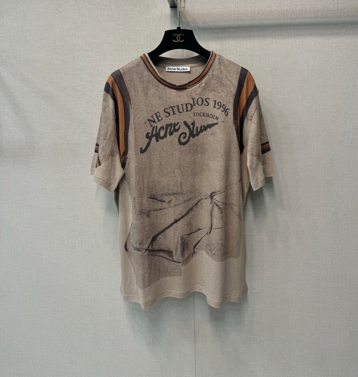 女性アクネ ストゥディオズ 半袖Tシャツ トップス