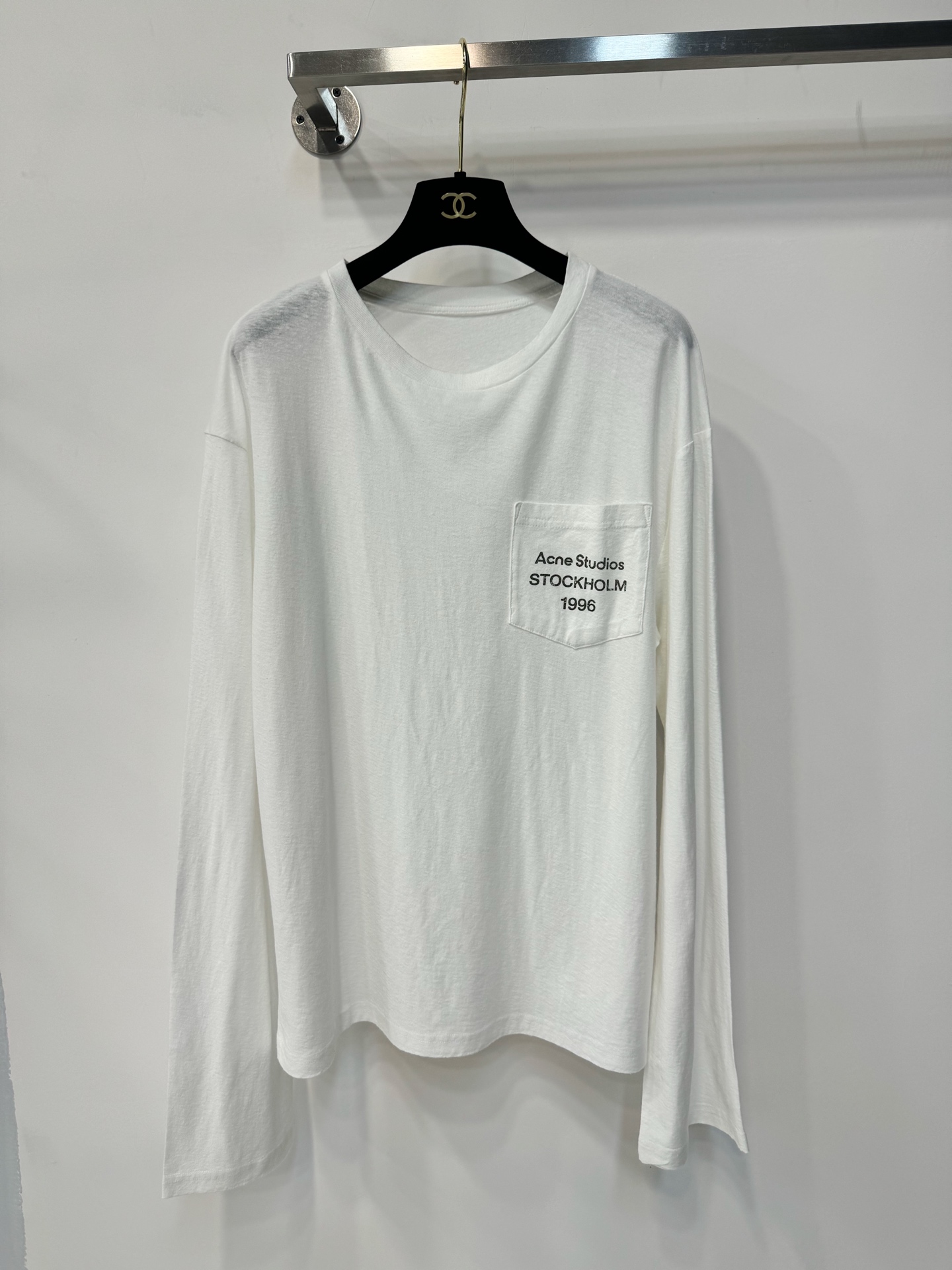 女性アクネ ストゥディオズ 長袖Tシャツ トップス