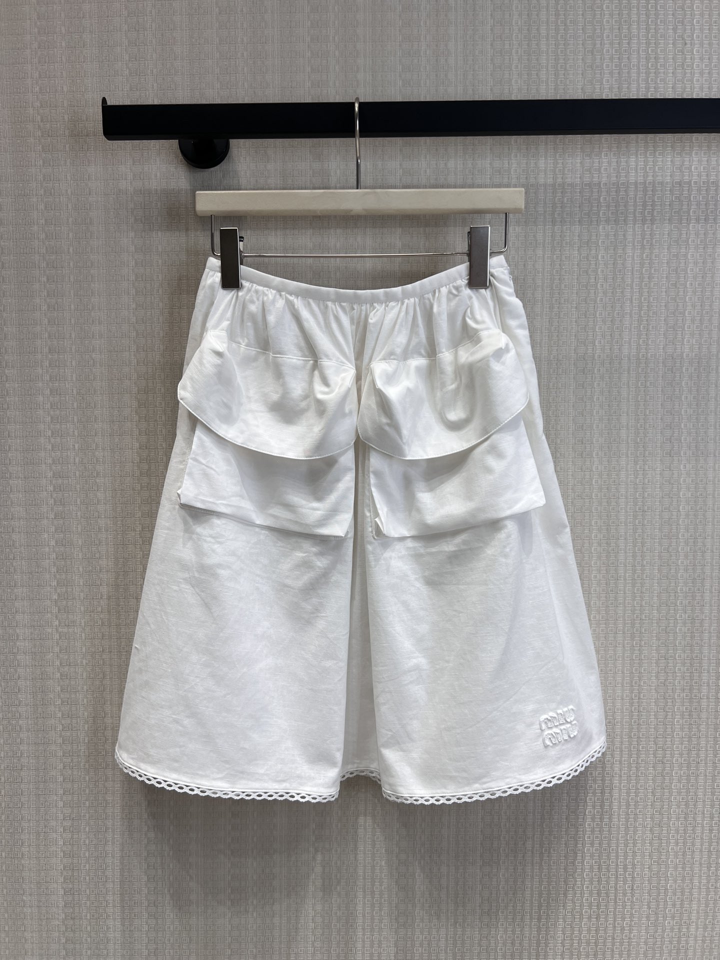 女性ミュウミュウ 春夏 ショートパンツ ズボン