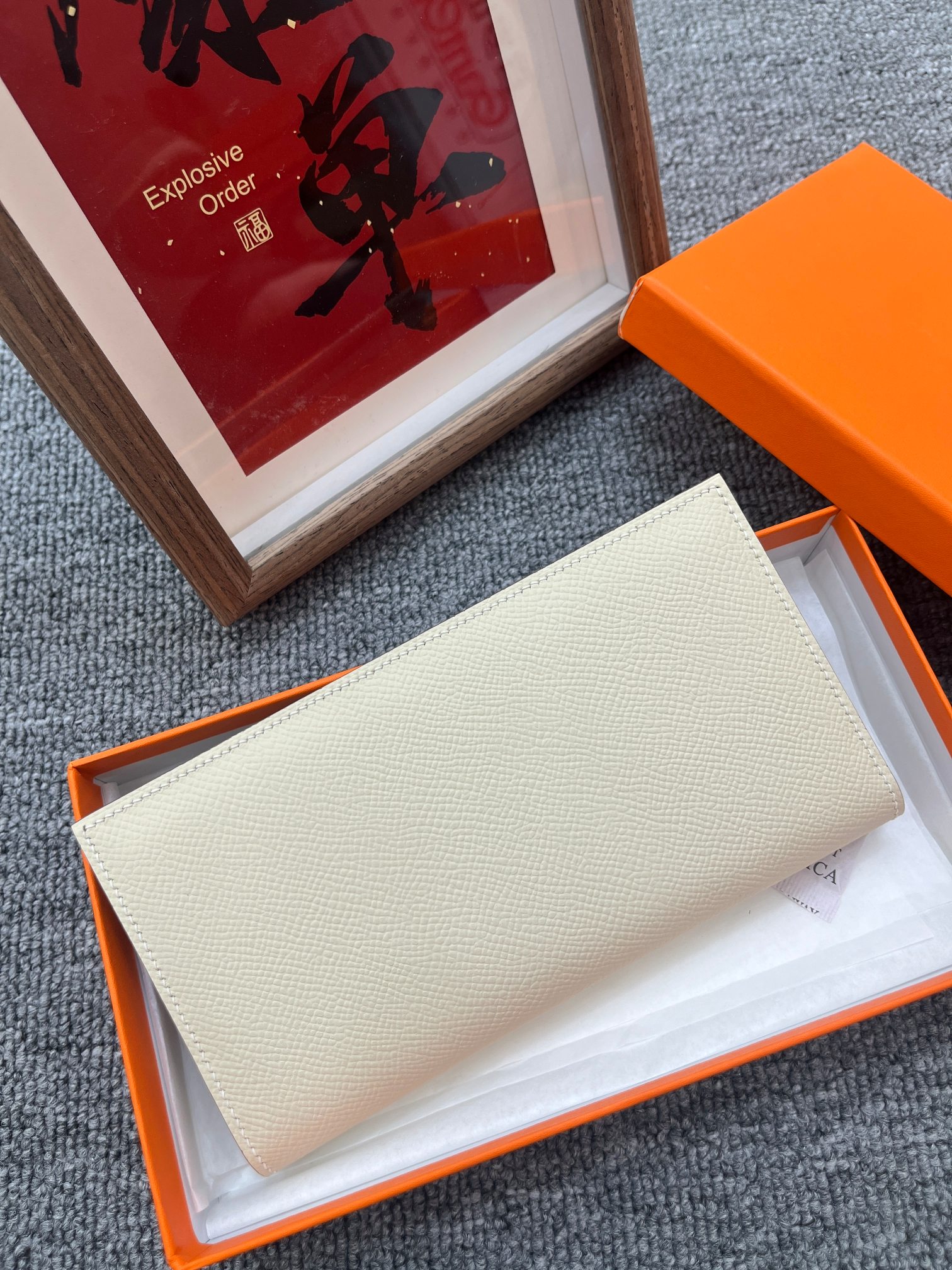 人気 財布エルメス 全手作り Beeswax thread 二つ折り長財布 Epson 2604TDJ000-w