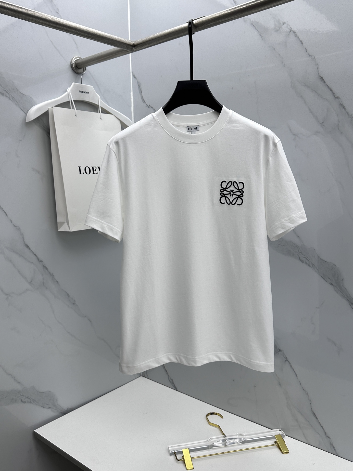 人気商品ロエベ 春夏 半袖Ｔシャツ トップス メンズ
